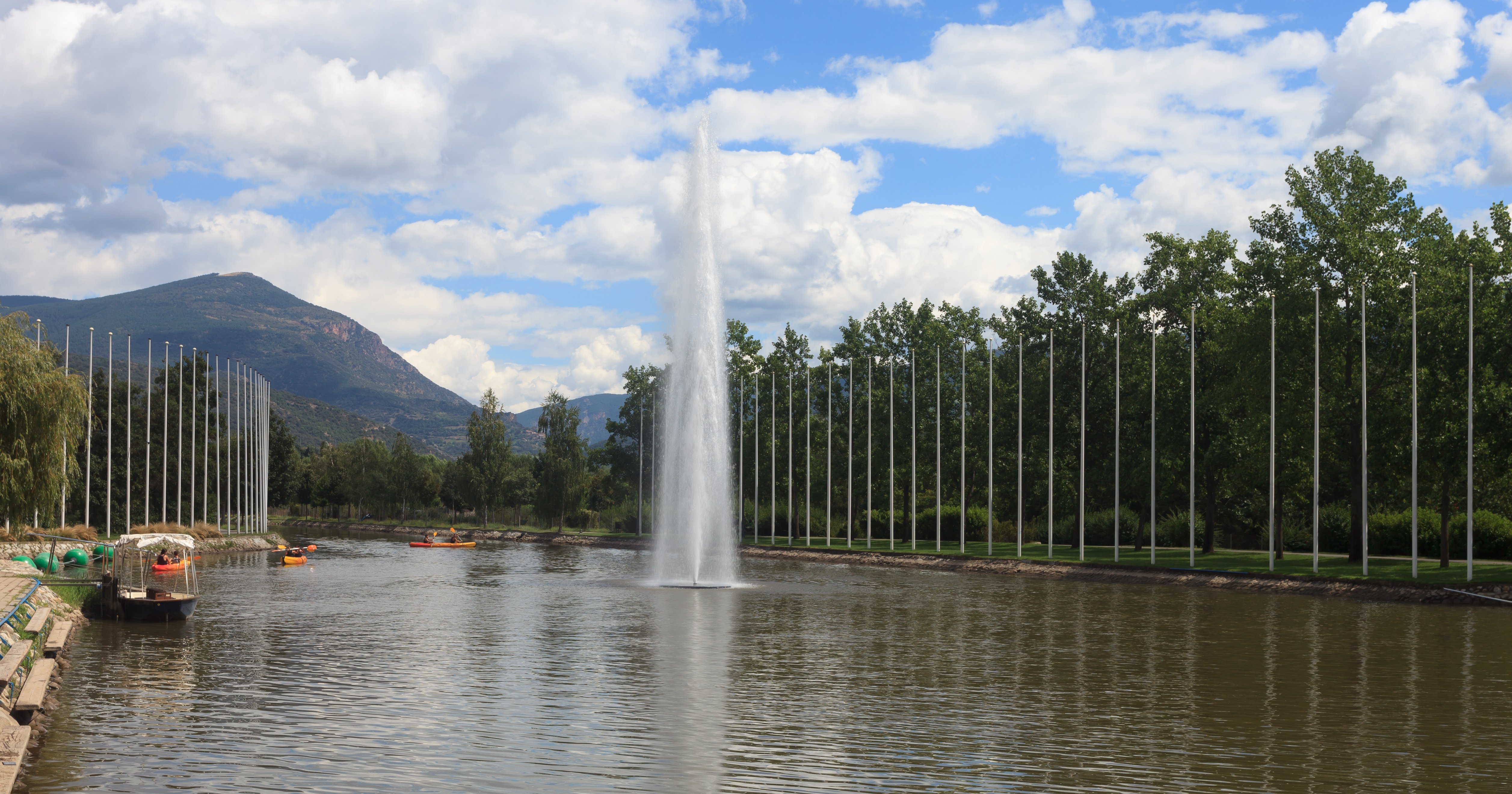 Encuentran a una mujer ahogada en el canal del Parc del Segre de La Seu d'Urgell