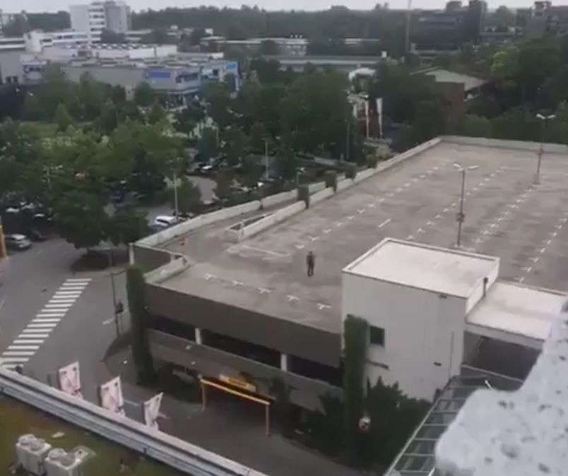 L'atacant de Munic: "Vaig estar assetjat durant 7 anys"