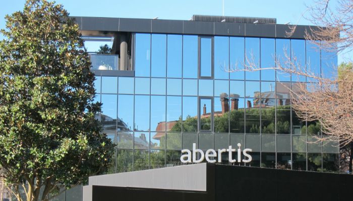 Abertis aconsegueix un "resultat històric" i triplica el seu benefici