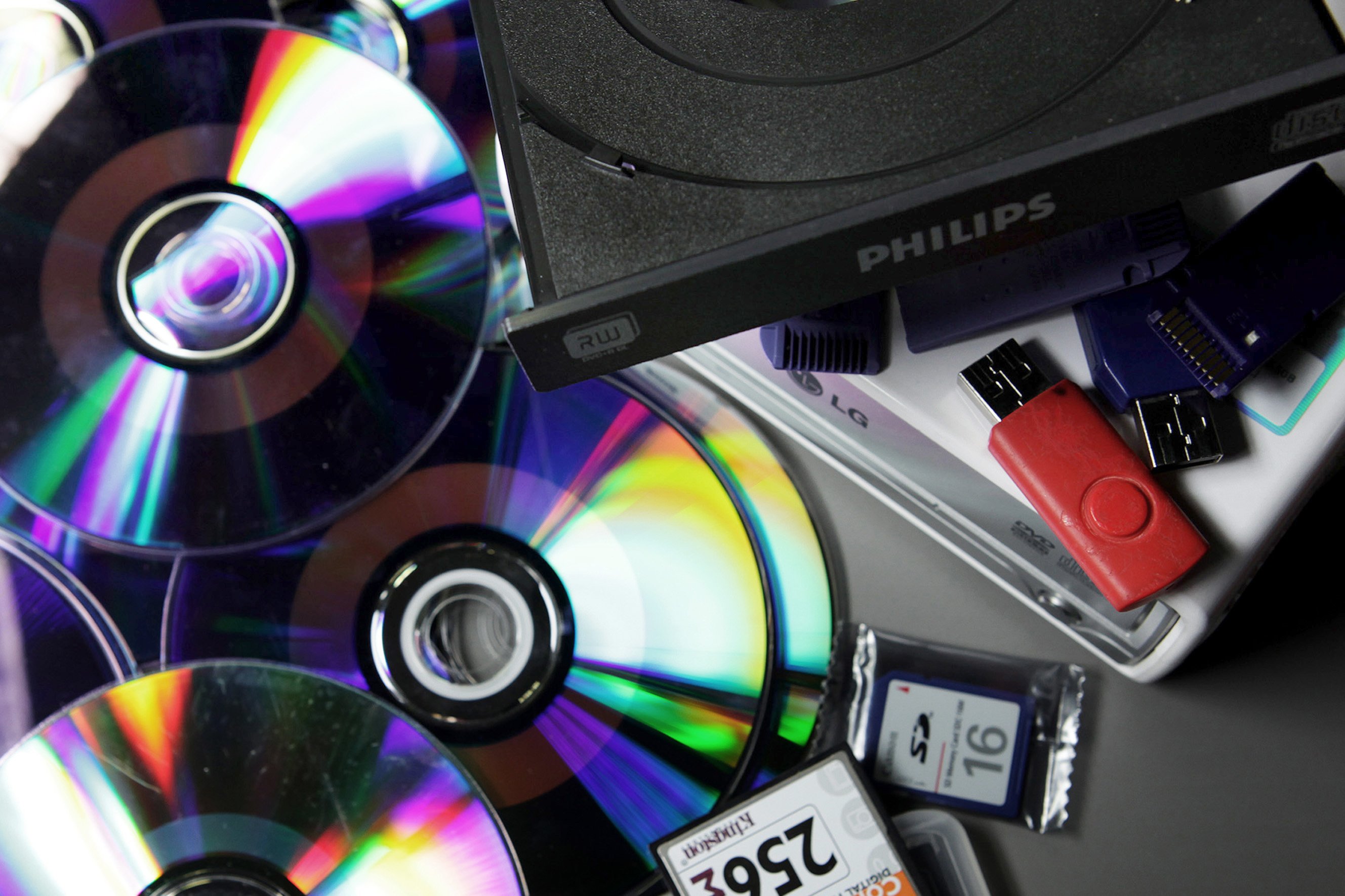 El Govern estudia incrementar el nuevo canon digital entre un 10 y un 20%