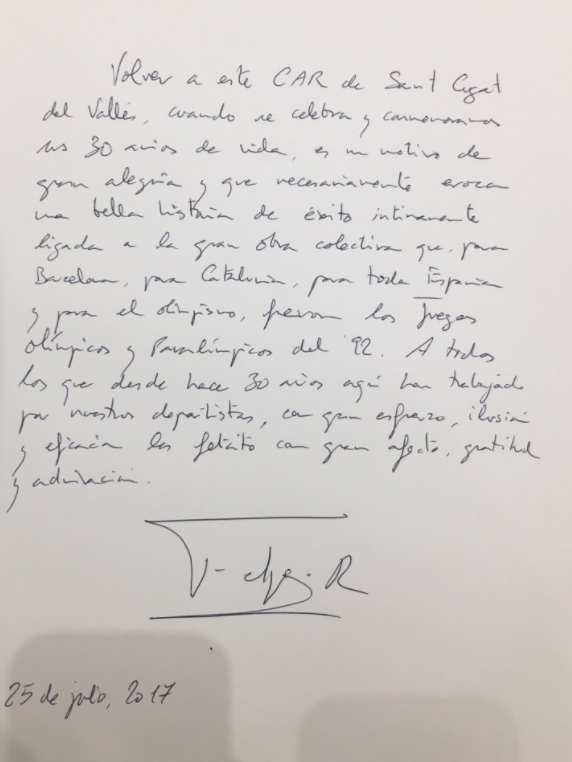 Rey firma el libro de visitas miedo la commemoración de los Juegos de Barcelona 1992 / Casa del Rey