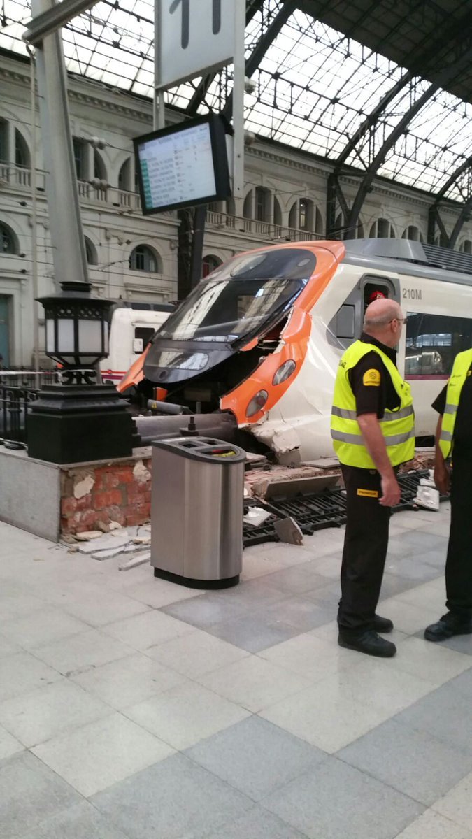 Encara hi ha 9 ferits hospitalitzats a causa de l'accident de tren