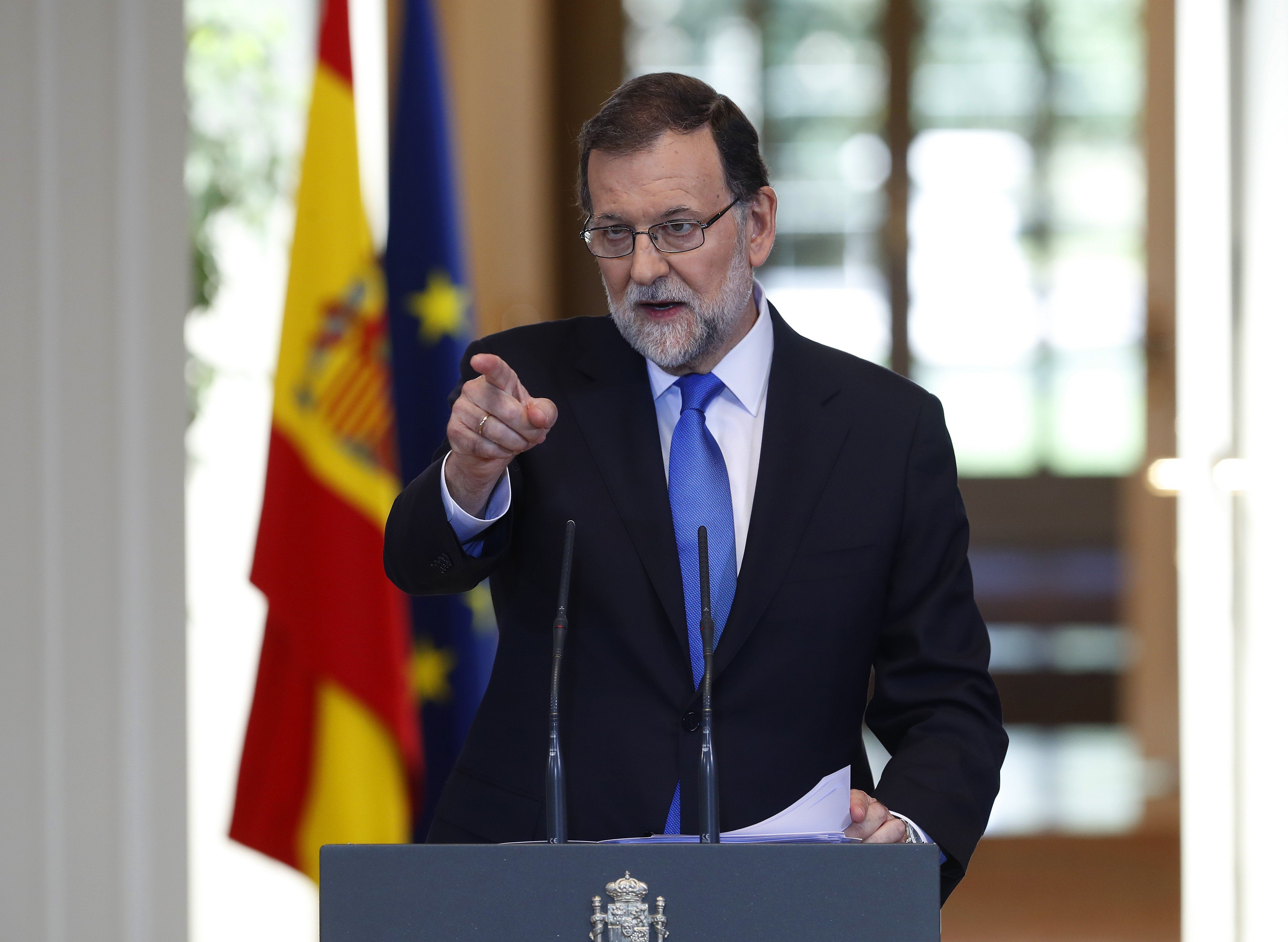 La dubitativa respuesta de Rajoy sobre la madre que ha huido con sus hijos