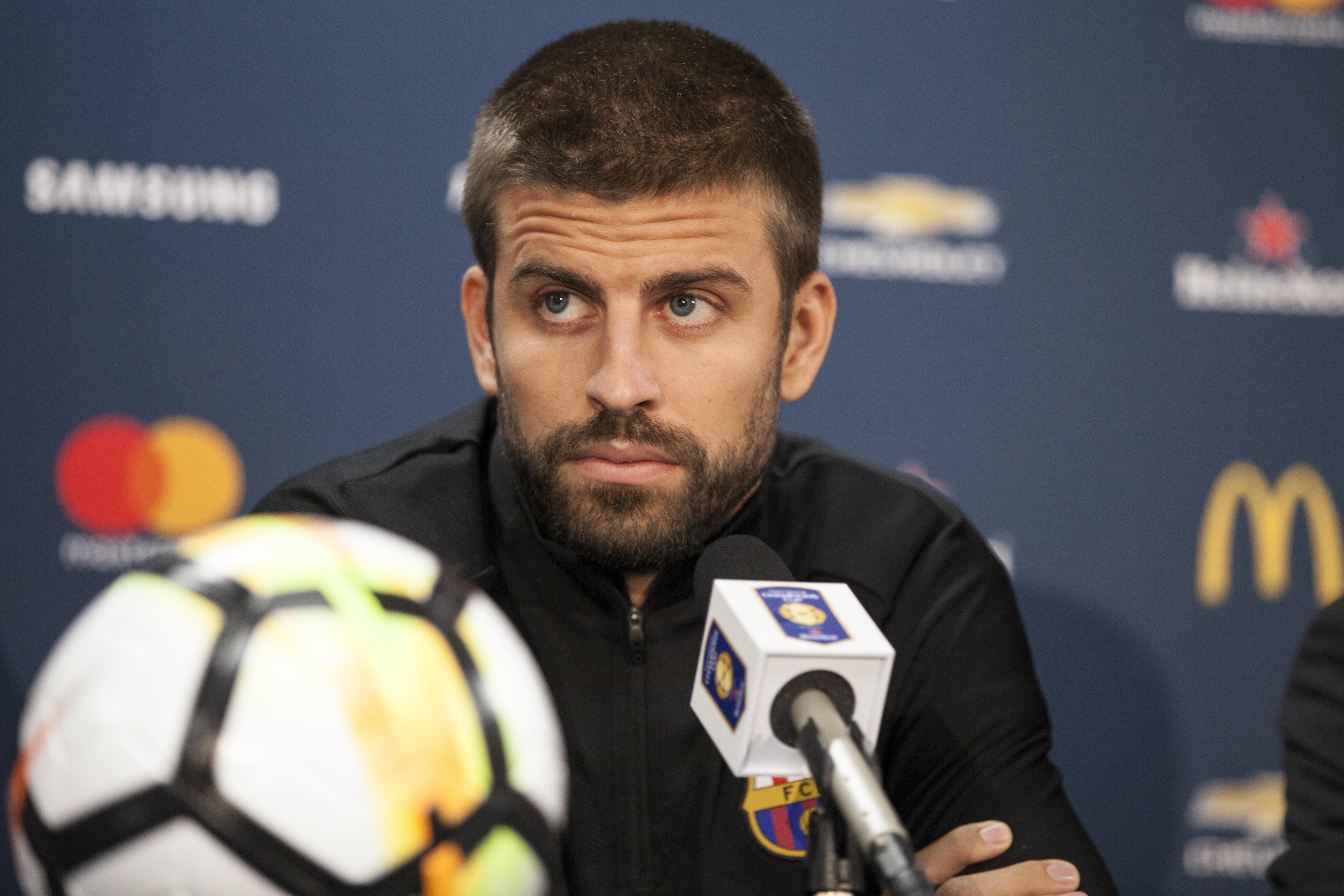 Piqué: "Neymar debe decidir si prefiere más dinero o más títulos"