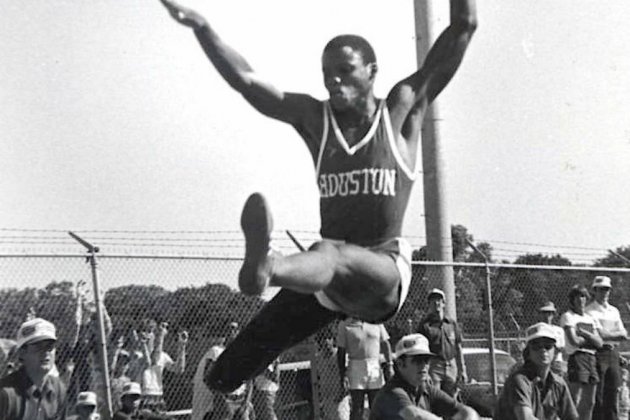 Carl Lewis University of Houston Carl Lewis University of Houston