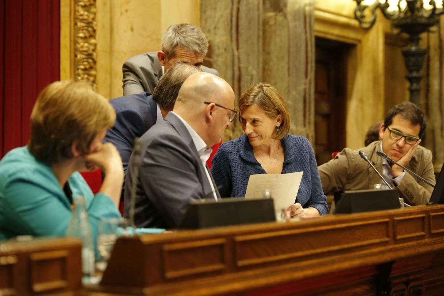 El pleno del Parlament aprueba debatir el procés a petición de JxSí y la CUP