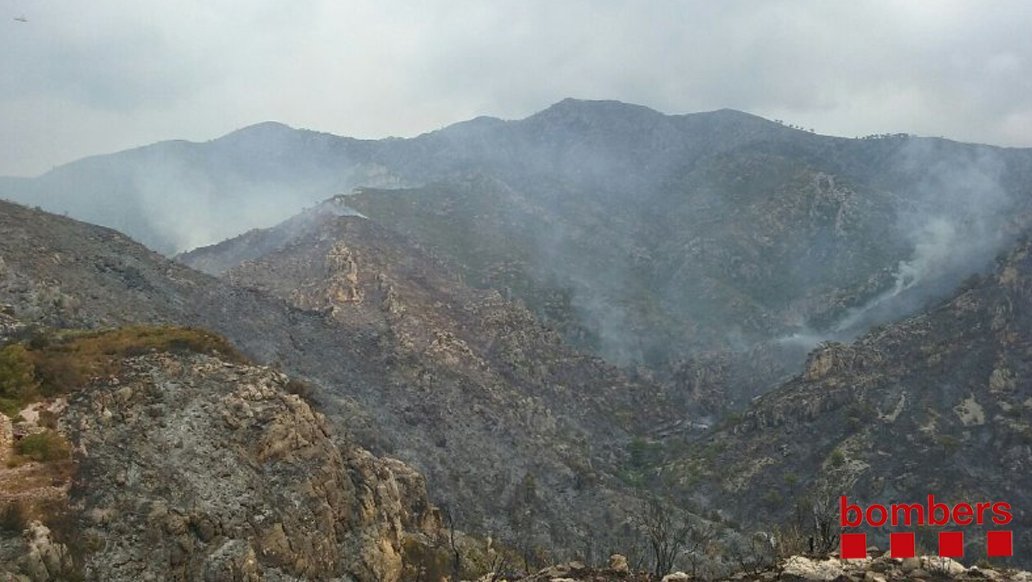Extinguido el incendio de Tivenys, el mayor y más complicado del verano