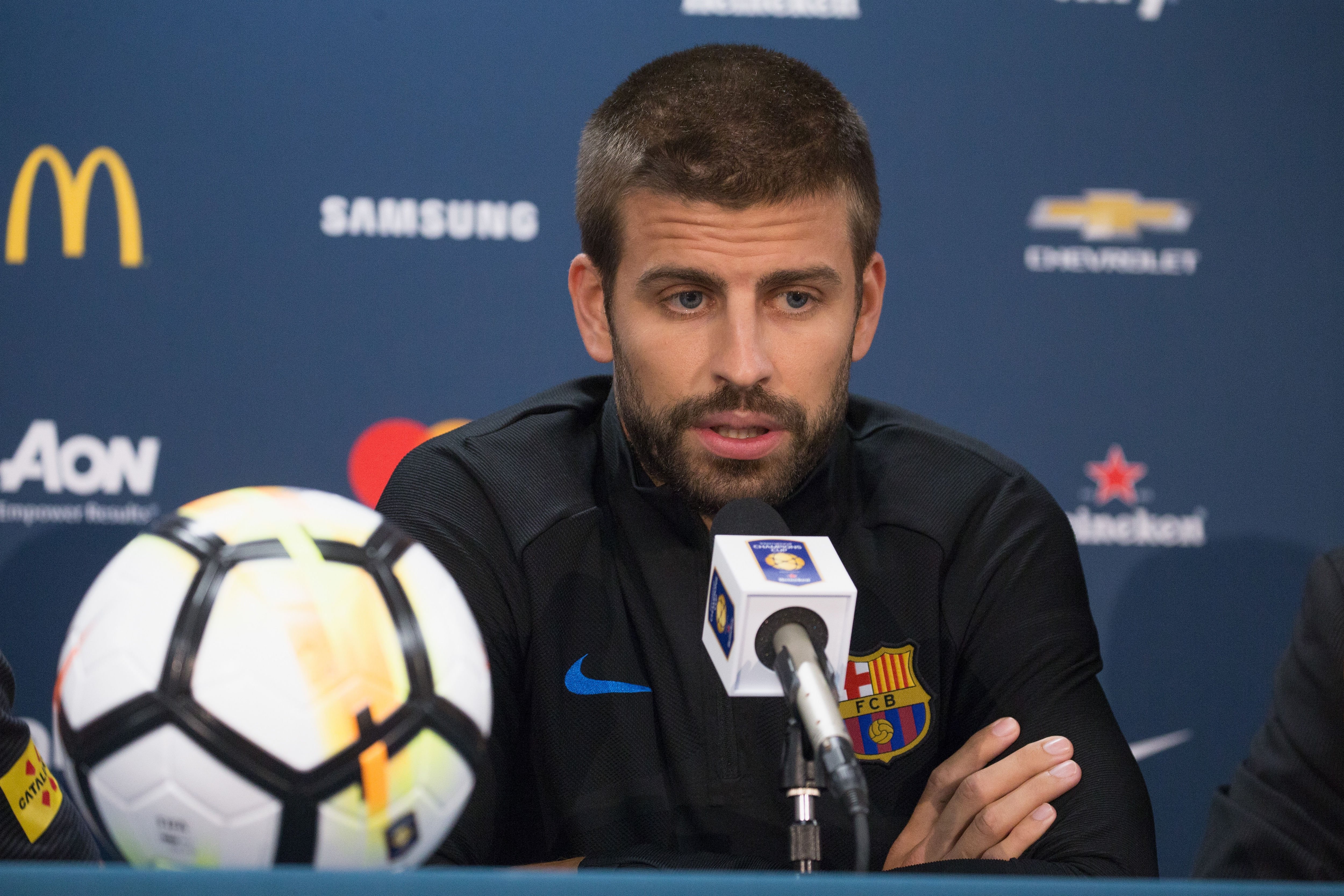 Gerard Piqué calls on Catalans to vote and peacefully protest until Sunday