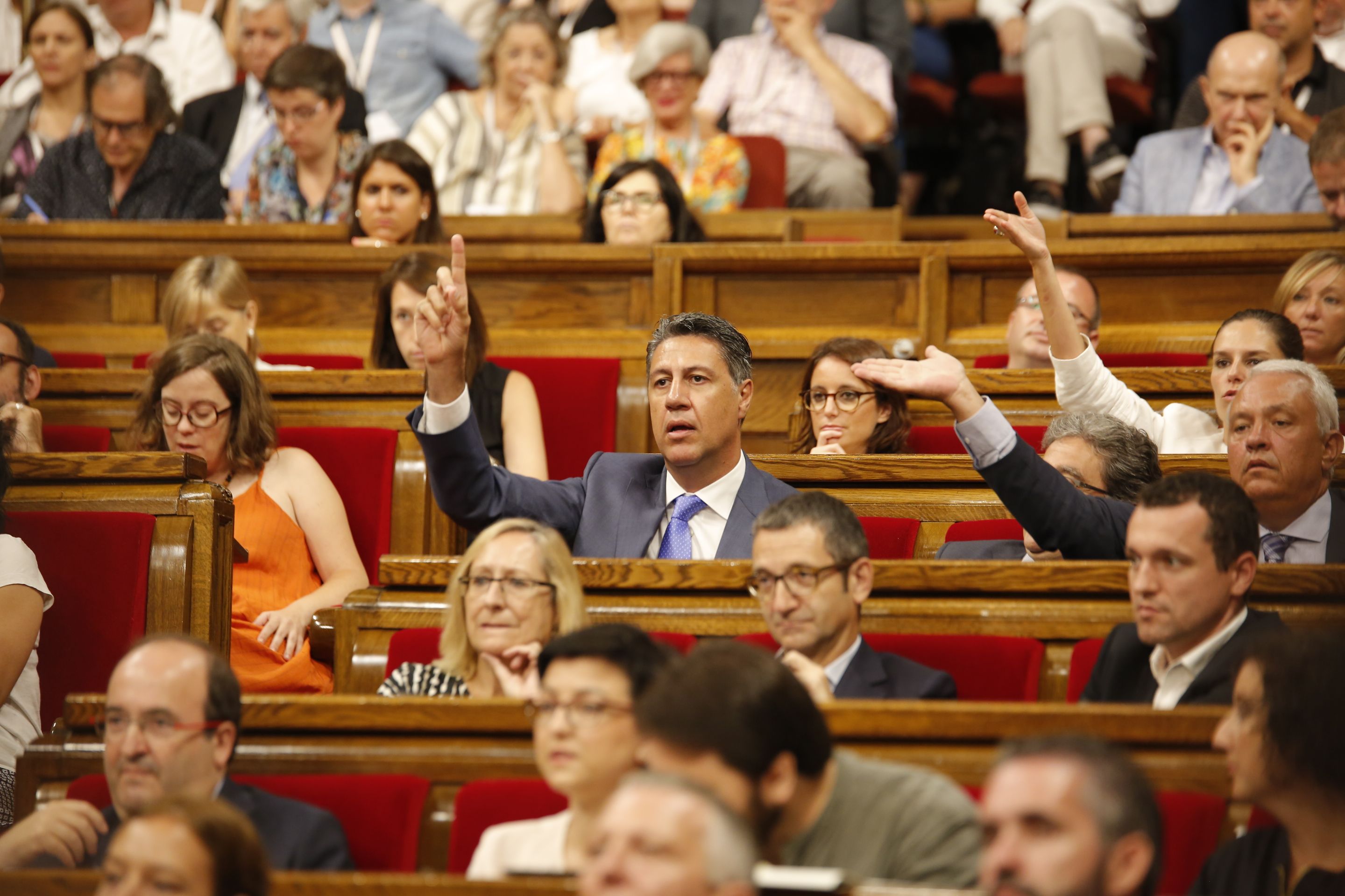 El desafío del Parlament al TC todavía colea entre los diputados