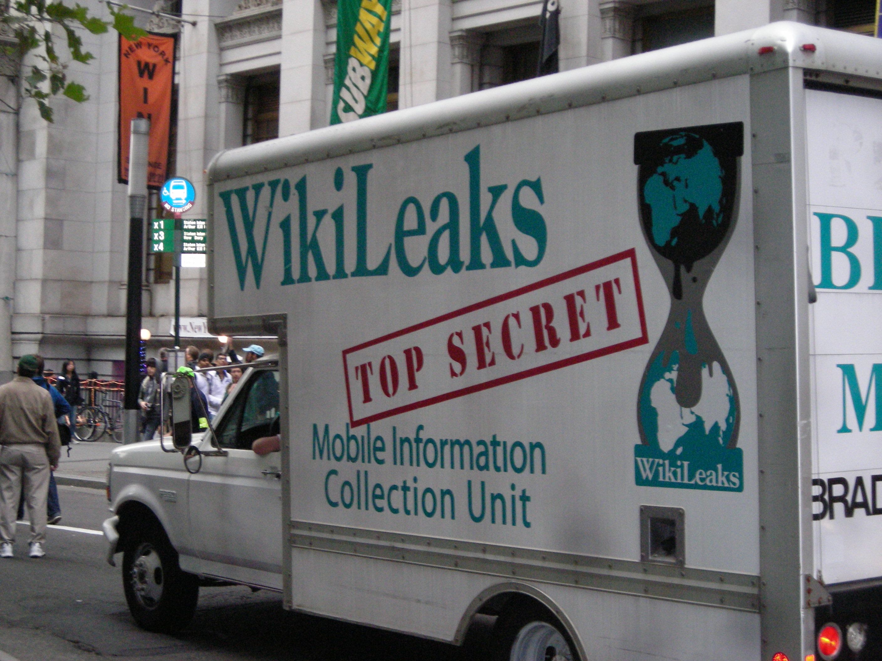 Wikileaks filtra més arxius del Comitè Nacional Demòcrata dels EUA
