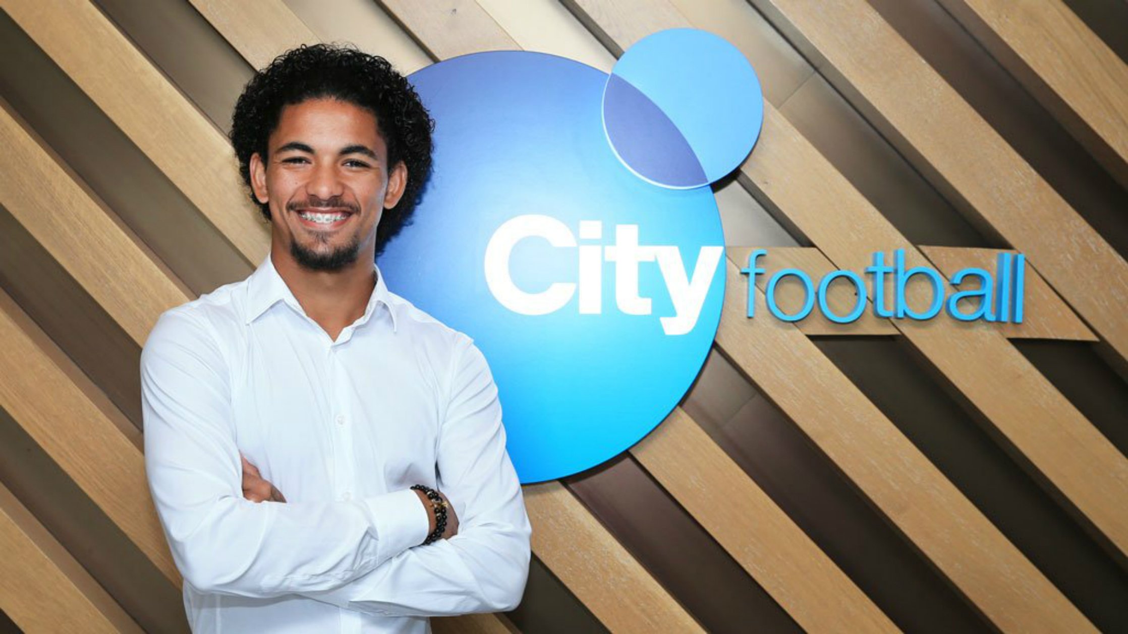 Douglas Luiz y Marlos Moreno también cambian Manchester por Girona