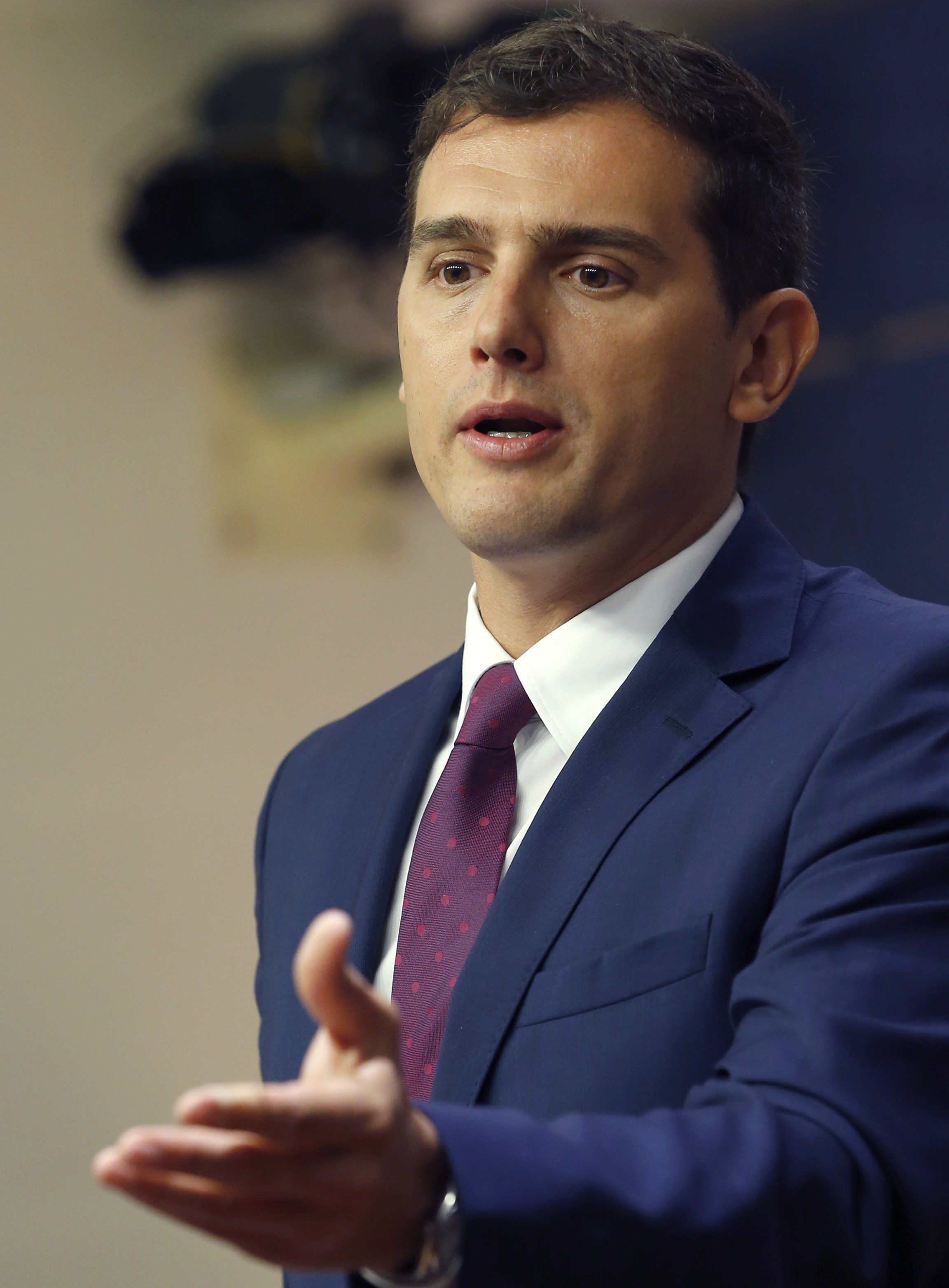 El desafío del Parlament al TC se cuela en la investidura