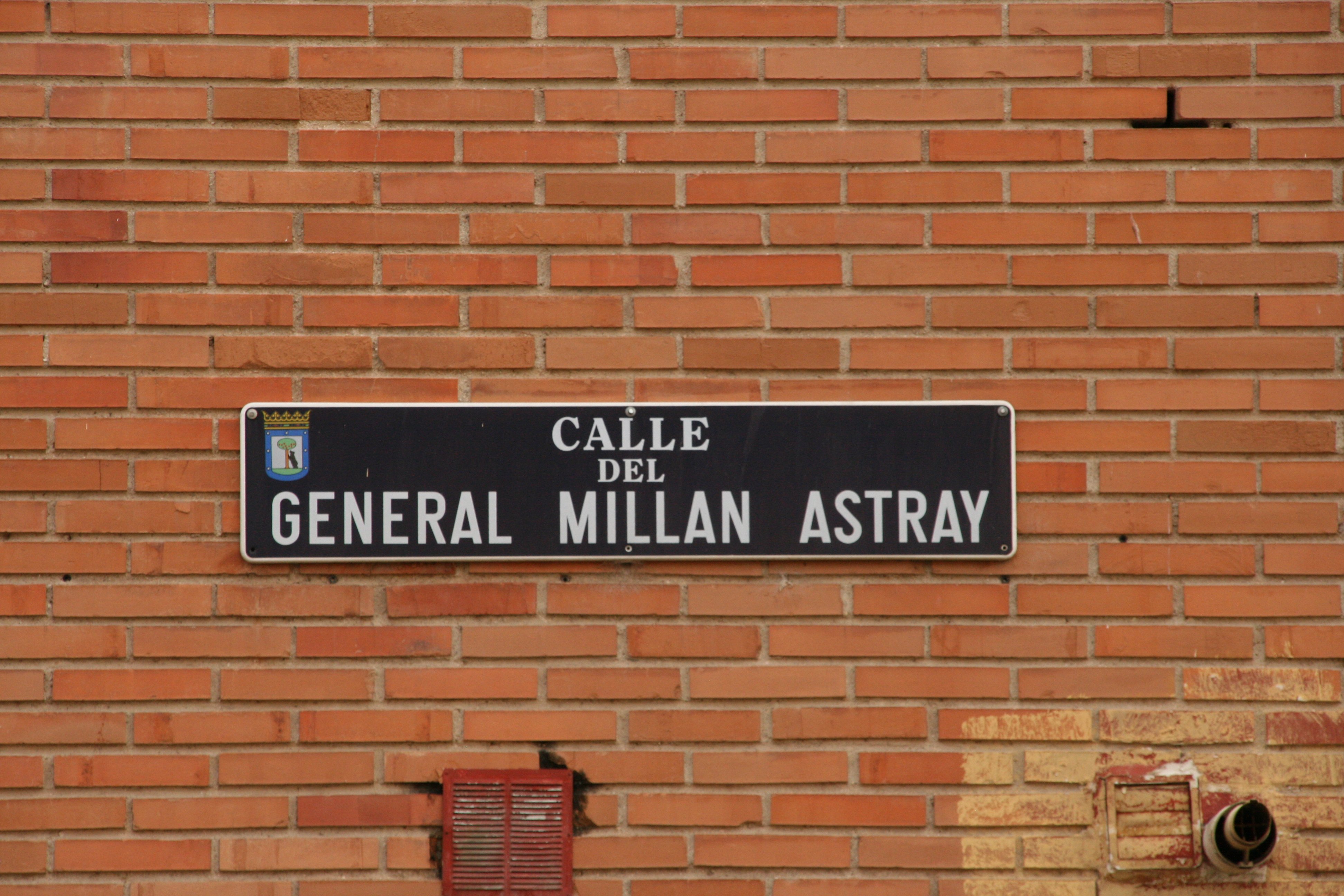 Paralizado el cambio de nombre de la calle del General Millán Astray en Madrid