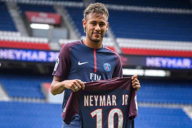 Neymar Jr presentacio PSG parque princeps EFE