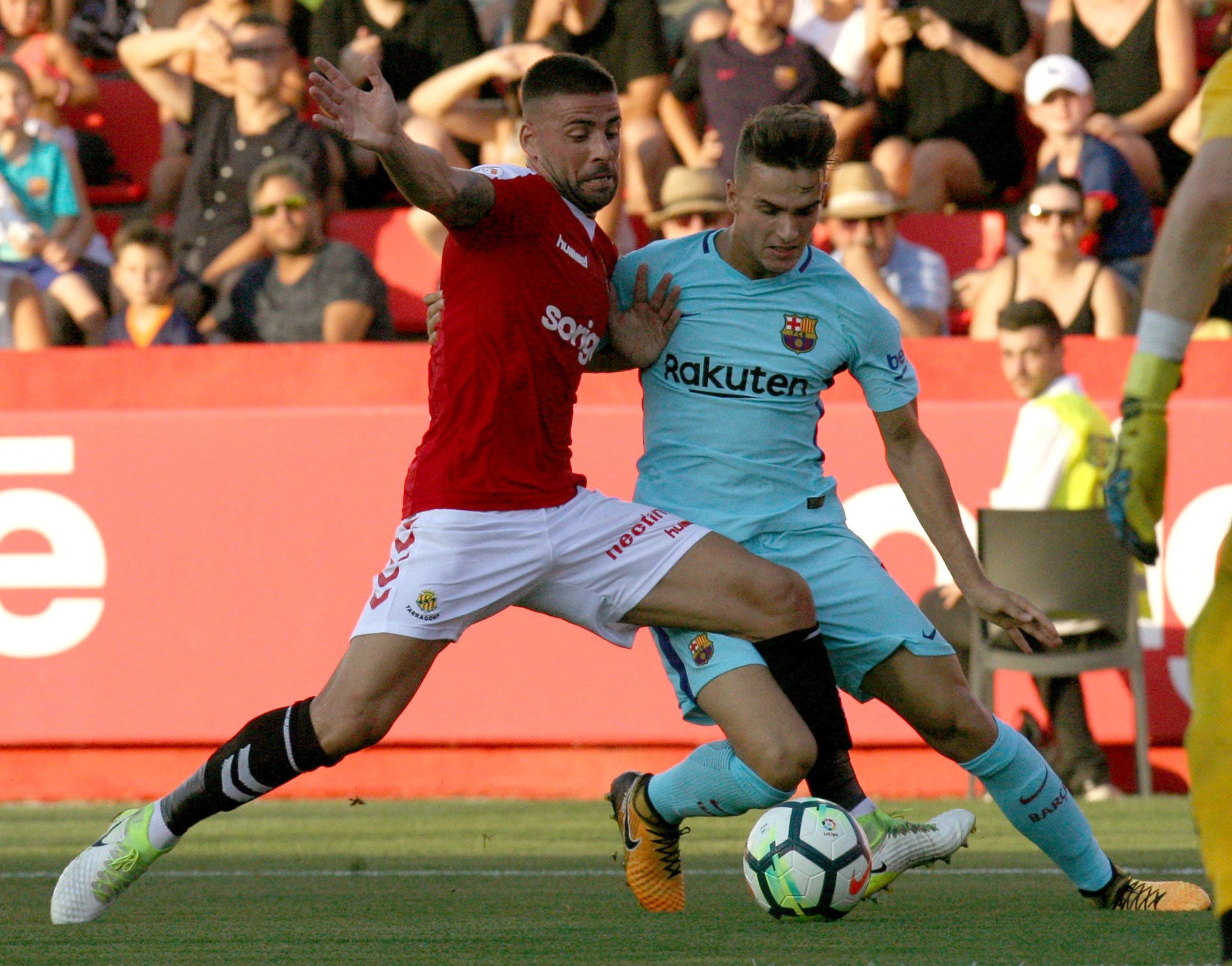 El fondo de armario del Barça no puede con el Nàstic (1-1)