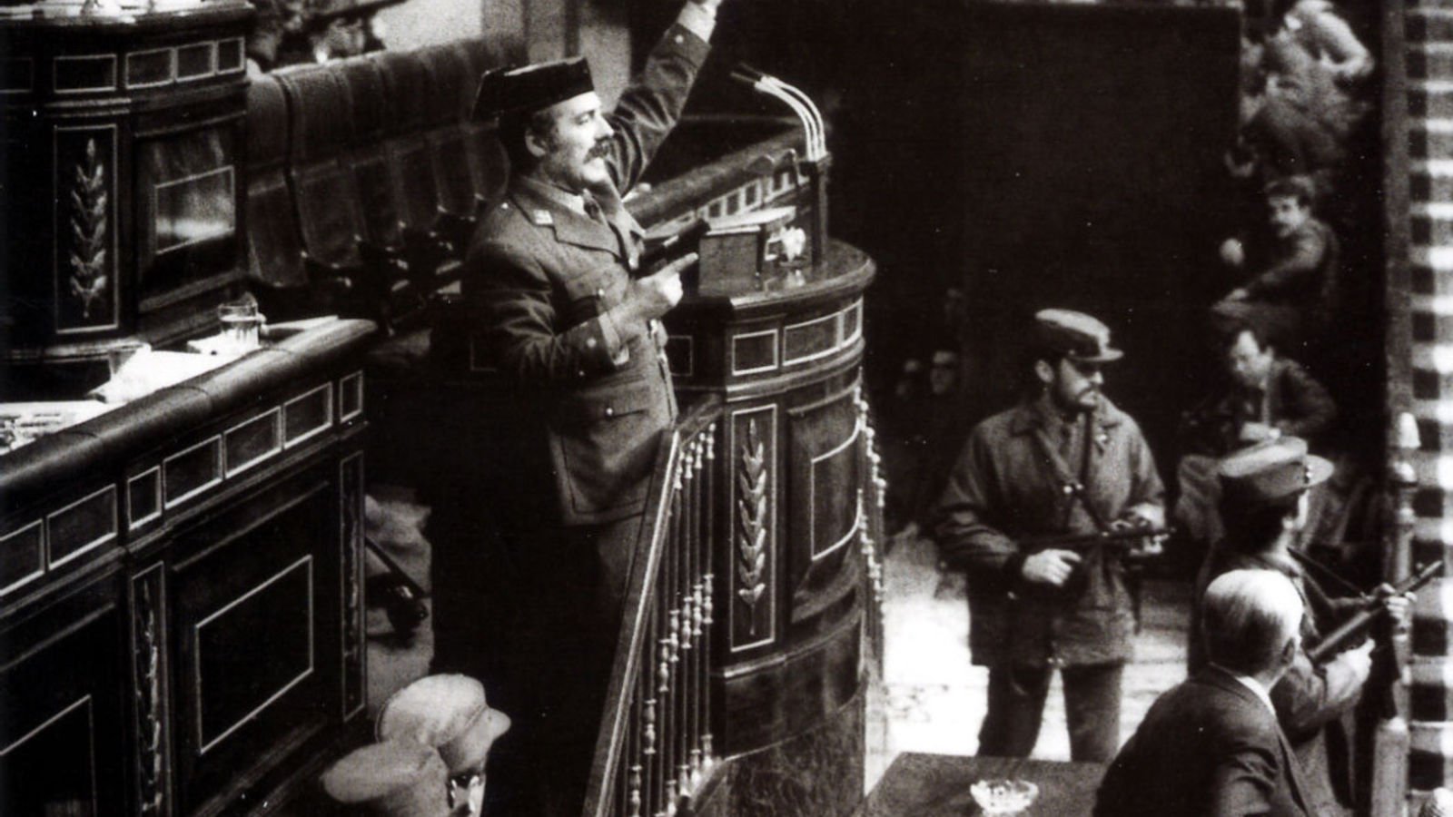 Sánchez anuncia la desclasificación de los documentos del golpe de Estado del 23-F