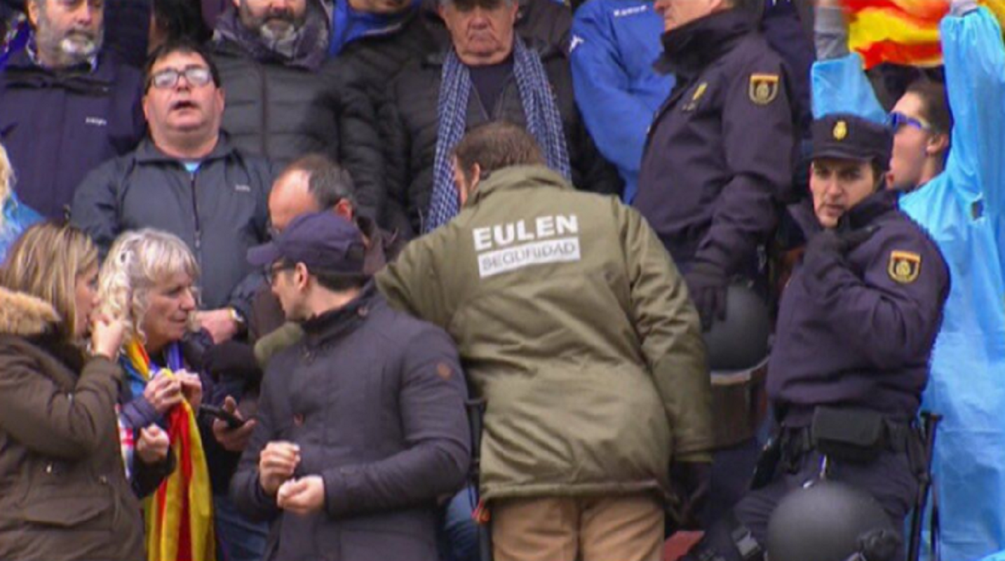Eulen requisó esteladas en la final de la Copa del Rey de rugby con la Policía Nacional