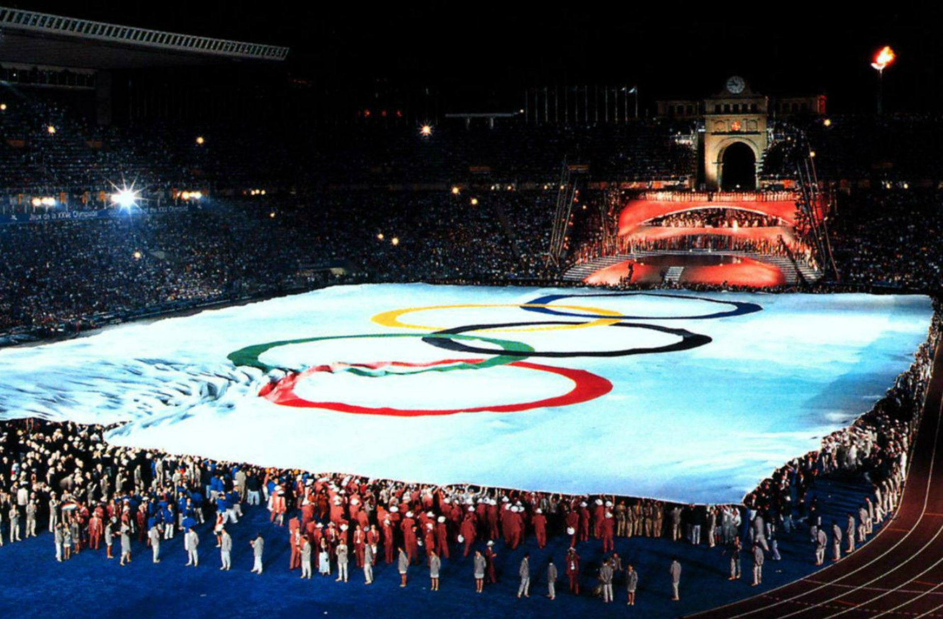 Италия принимала участие во всех олимпийских играх. ОИ В Барселоне 1992. Олимпийские игры в Барселоне 1992. Церемония открытия Олимпийских игр в Барселоне 1992.