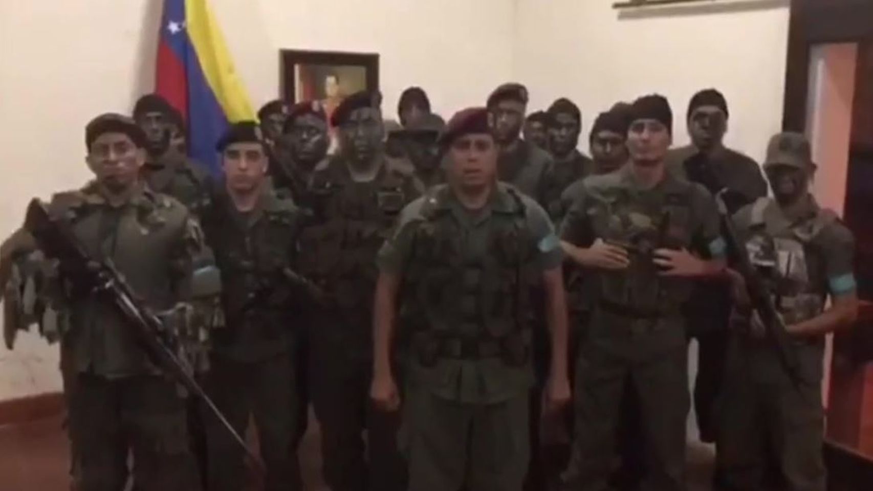 El chavismo detiene una sublevación militar en la tercera ciudad del país