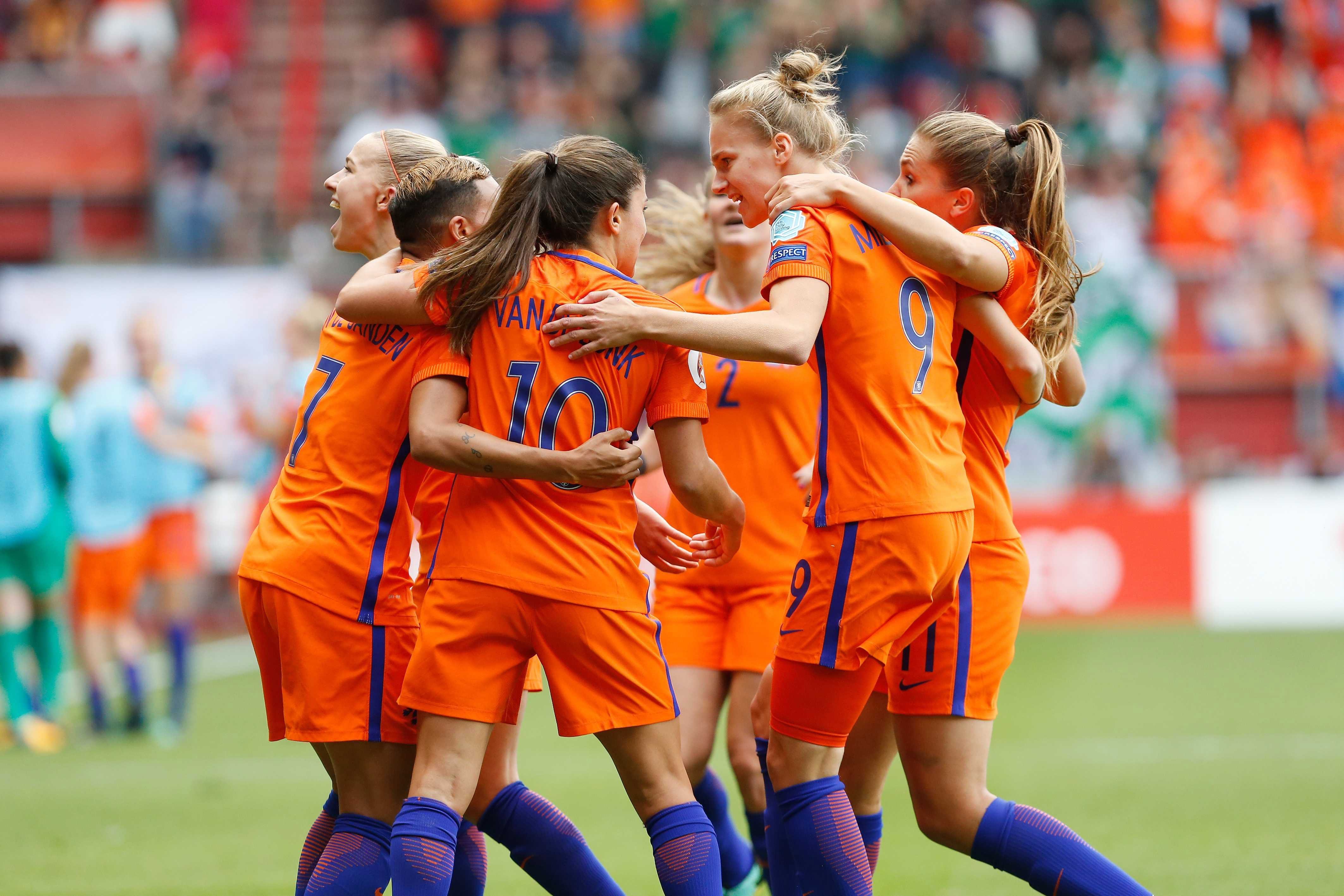 La anfitriona Holanda gana la Eurocopa ante Dinamarca (4-2)