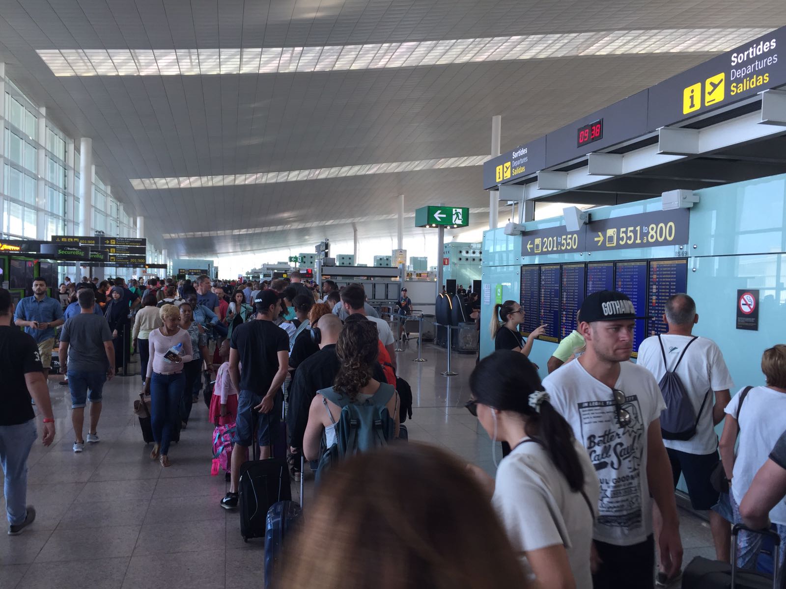 Continuen les negociacions pel conflicte del Prat