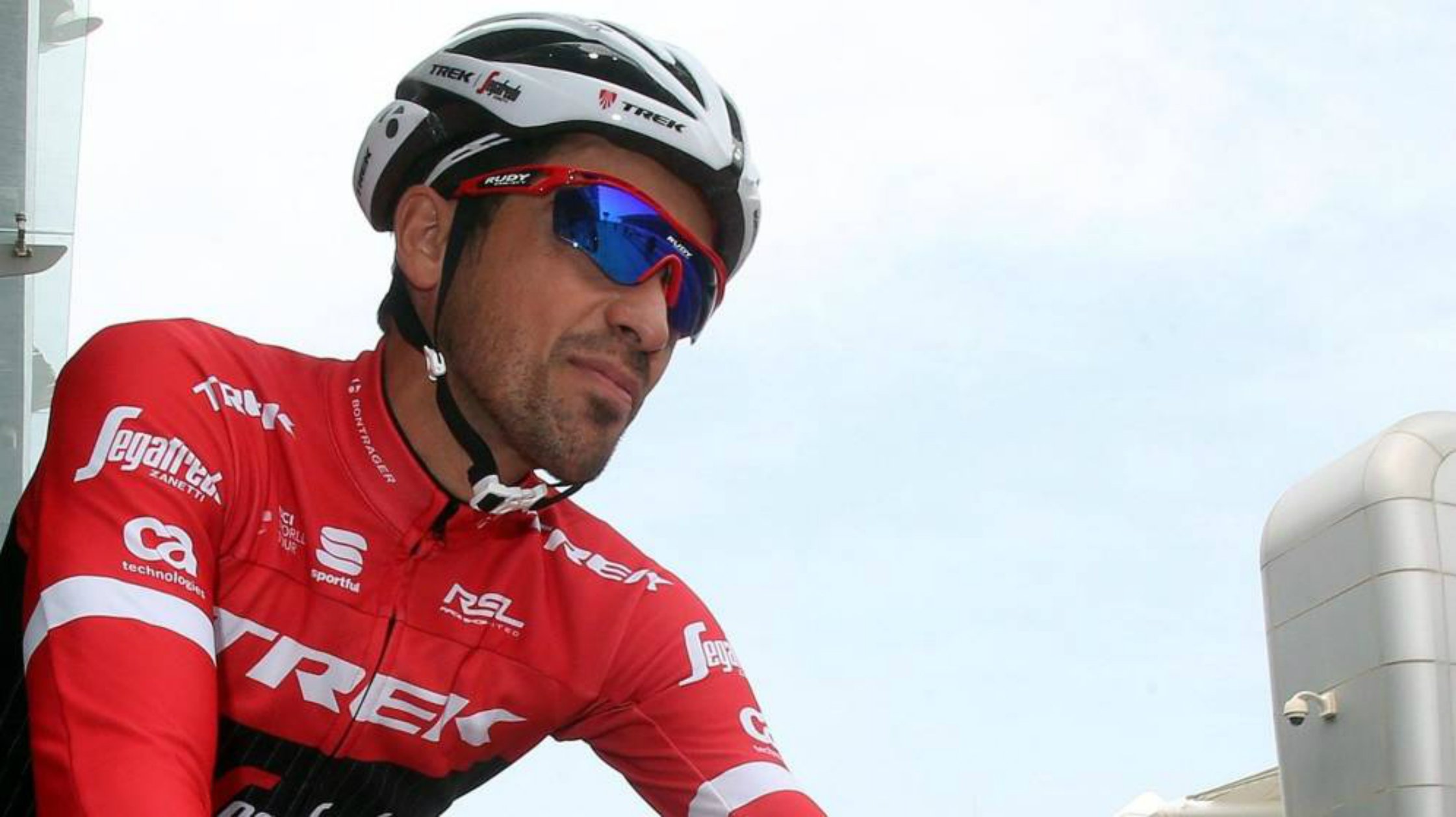 El exciclista Alberto Contador, ingresado en un hospital de Colombia