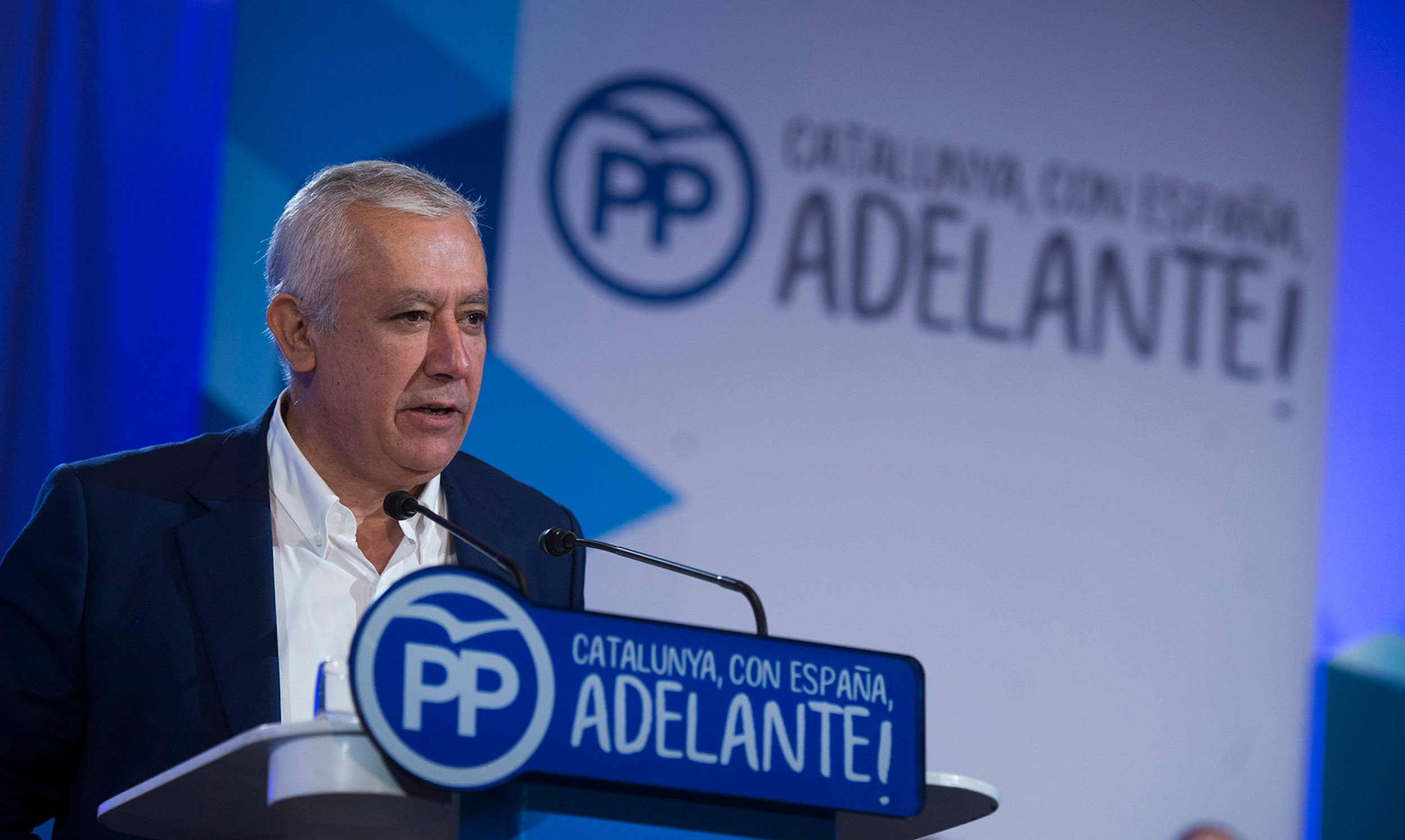 El PP advierte que reaccionará con "medida" y "no caerá en la trampa" de Puigdemont