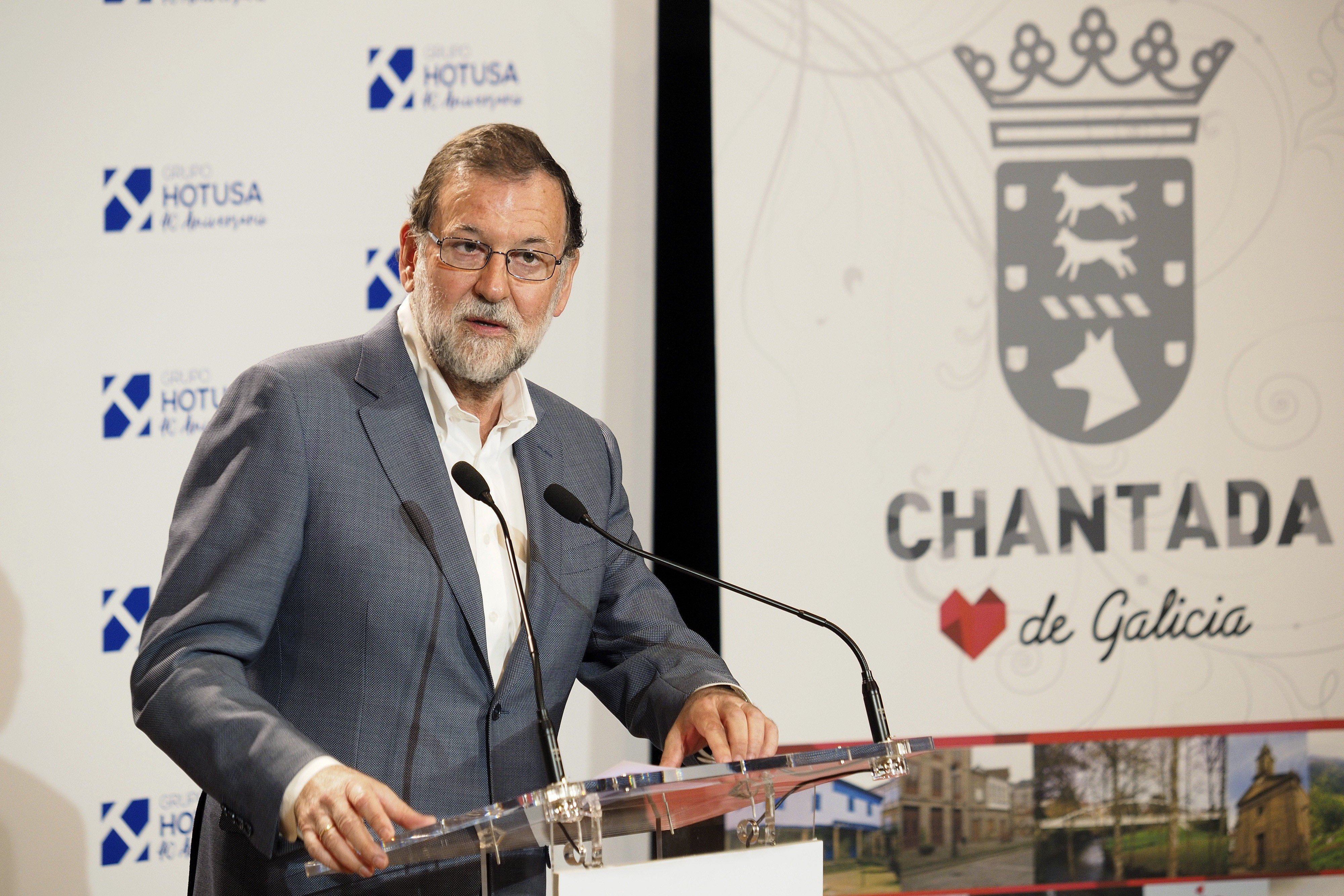 Rajoy hace un llamamiento a los catalanes "sensatos" para "aislar a los radicales"