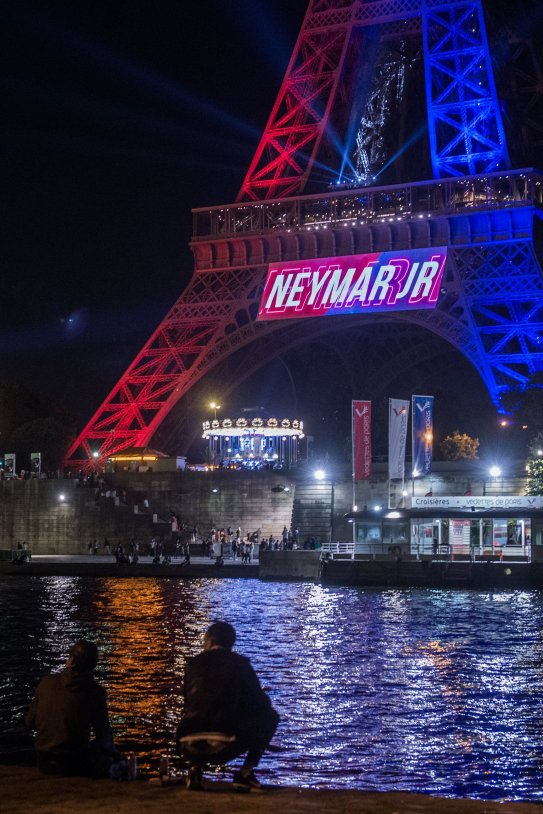 París Torre Eiffel Neymar Jr PSG   EFE