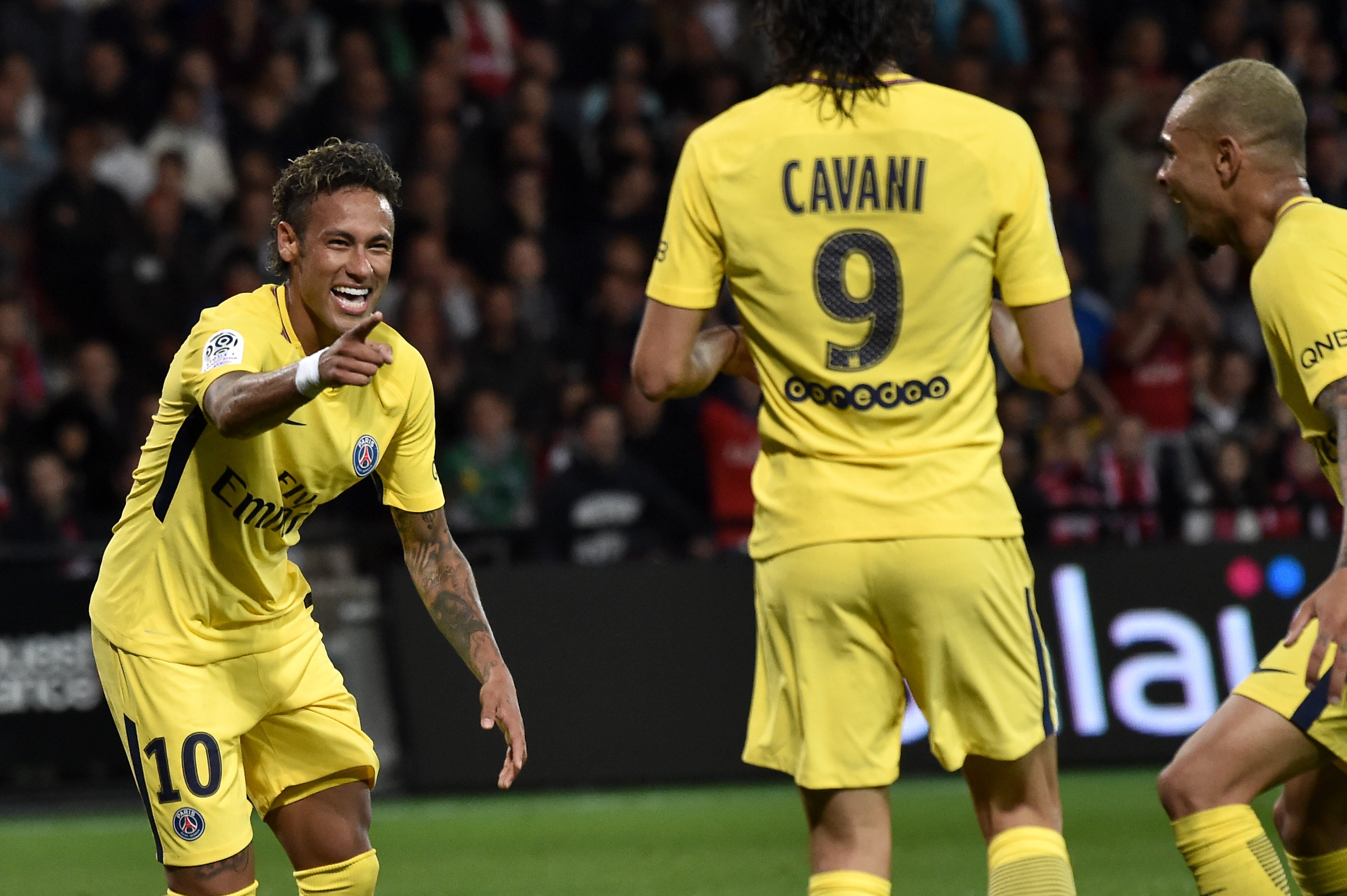 Neymar debuta en el PSG con gol y victoria