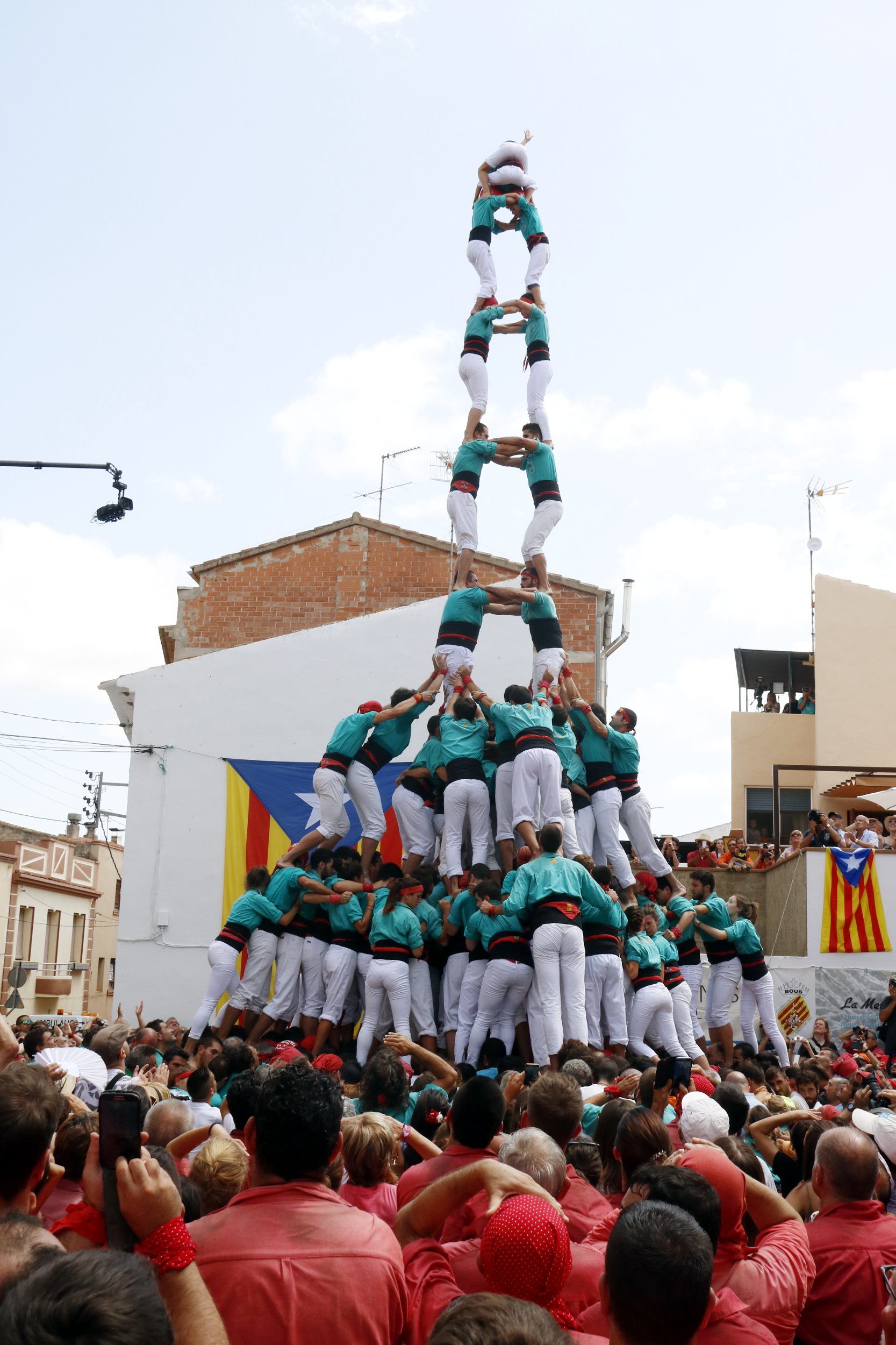 La Bisbal: La Vella i els Verds ensopeguen amb els castells amb agulla