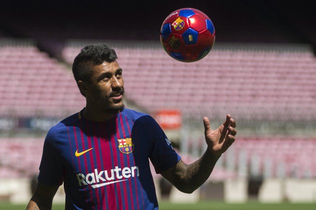 Barça Paulinho presentacio   EFE