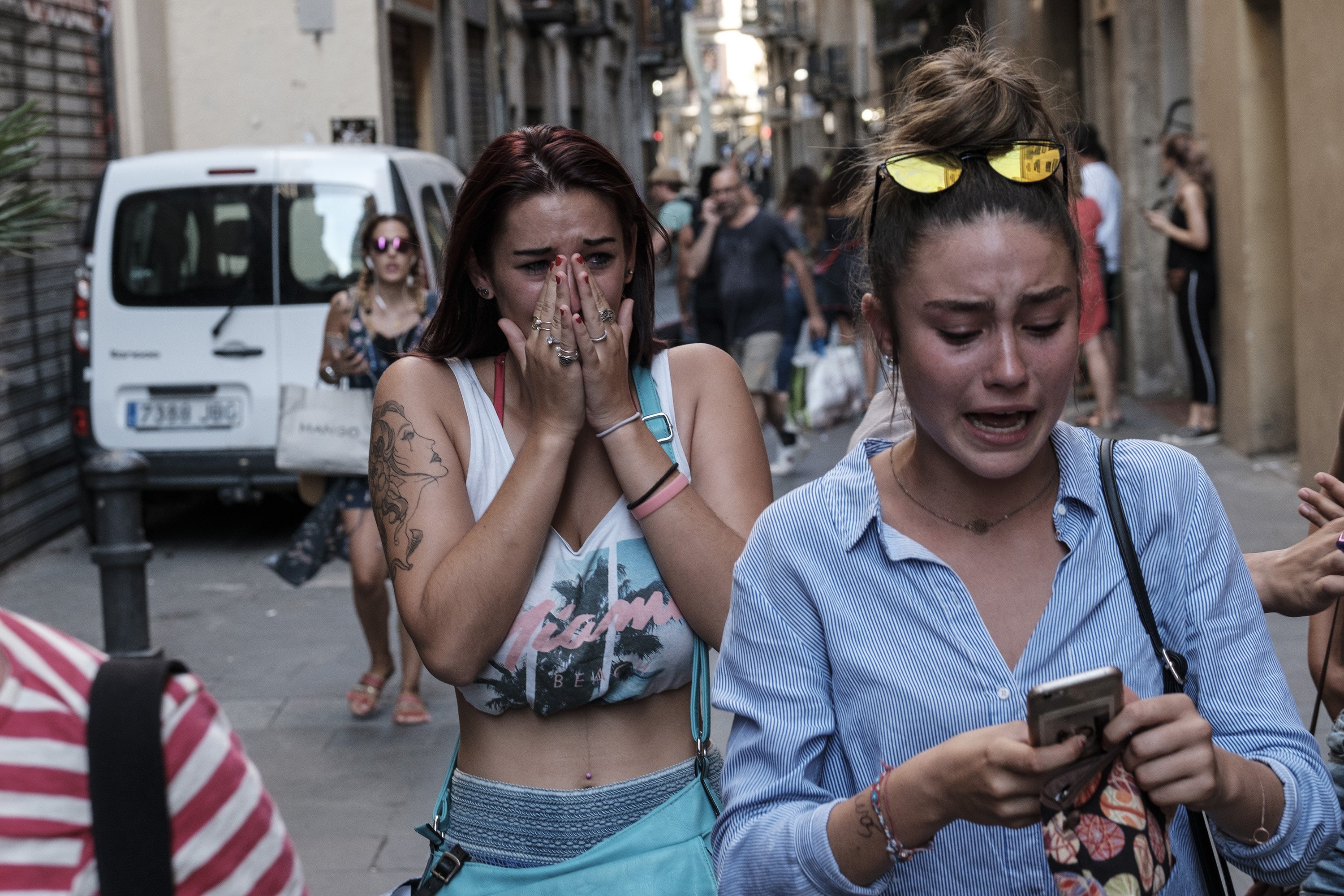 La cruel vinyeta d''El País' que barreja els atemptats amb el procés