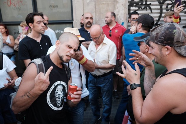 Enfrentament antifeixistes feixistes La Rambla - Sergi Alcàzar