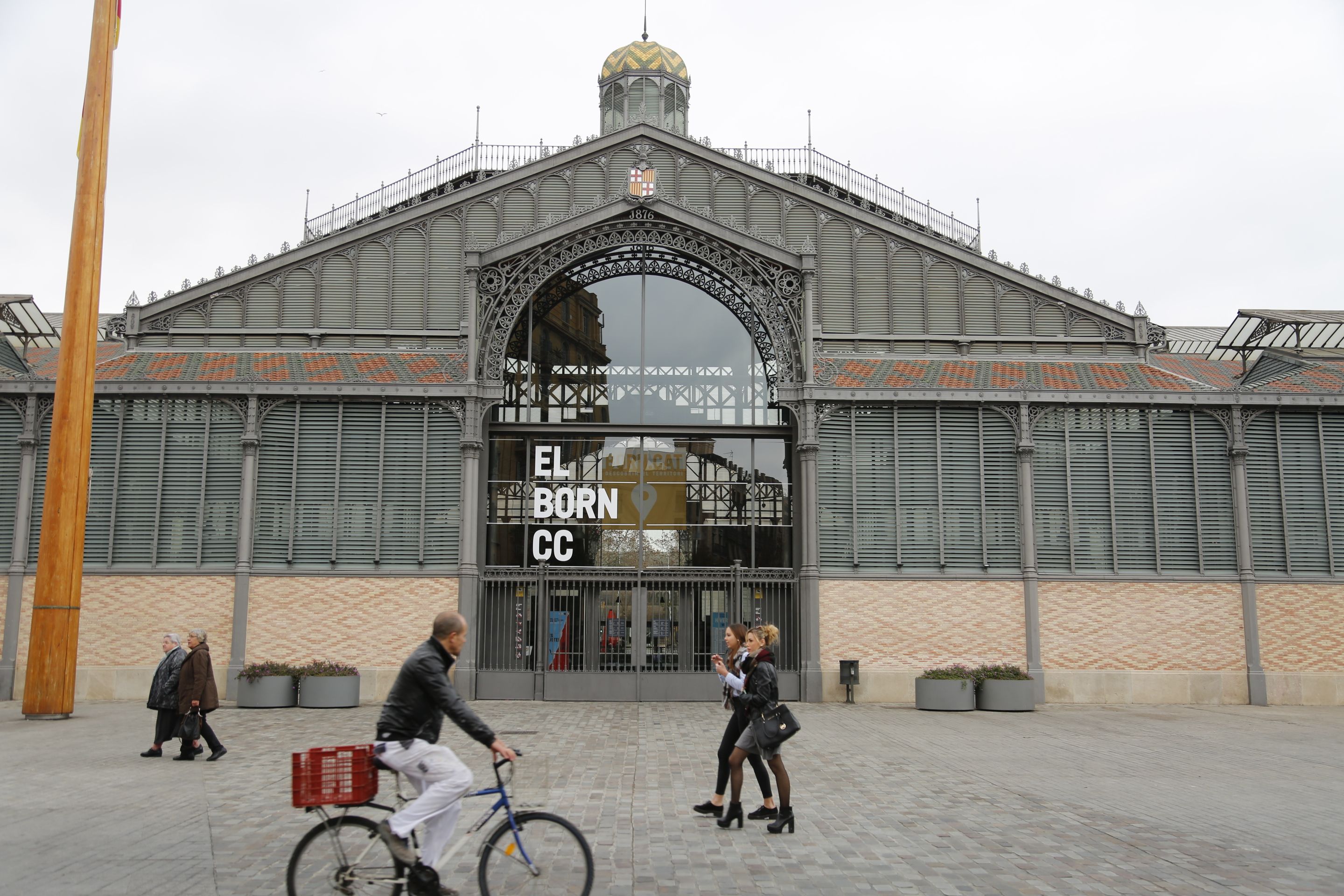 La Associació Catalana d'Expresos Polítics del Franquisme apoya a Colau por el Born