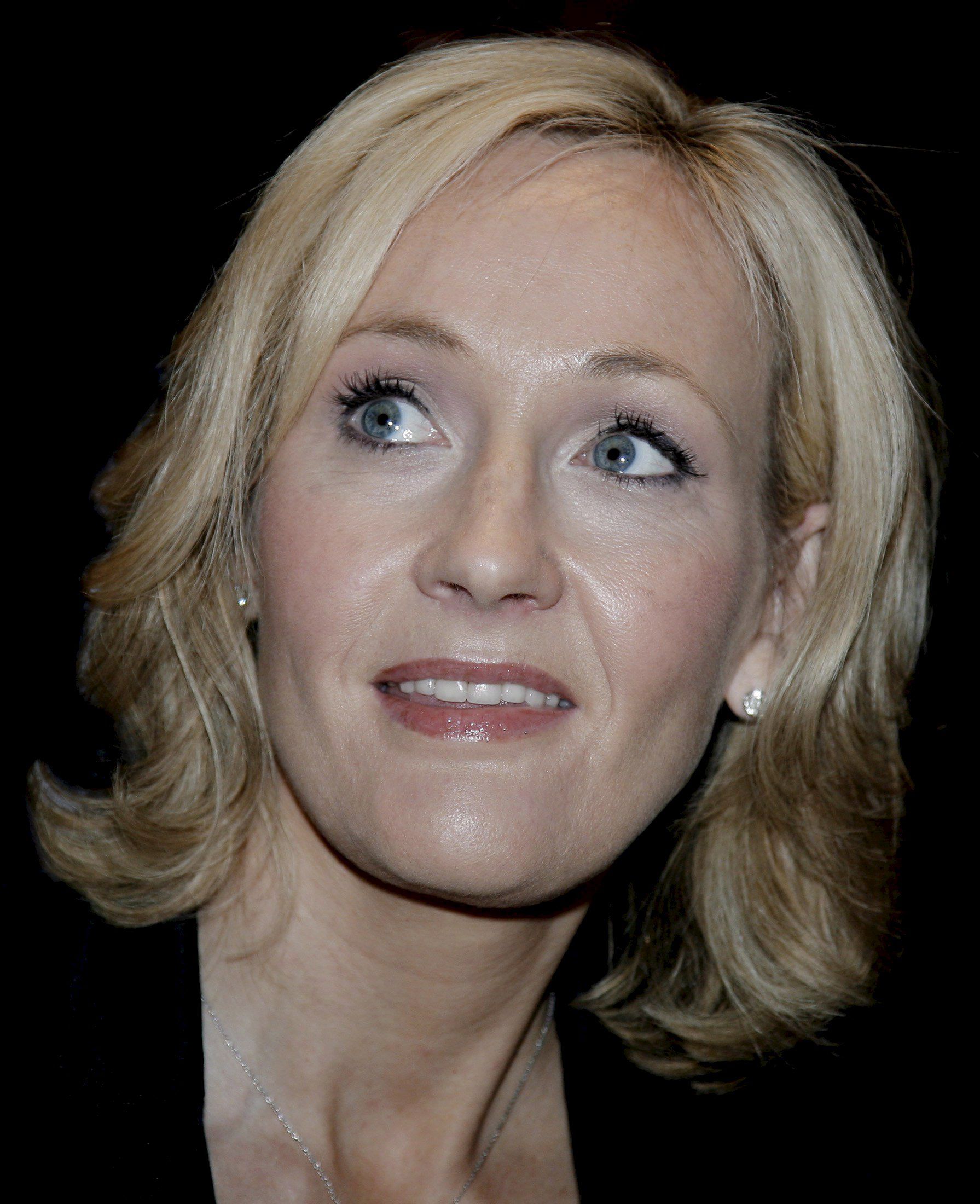 J.K. Rowling, sobre la represión policial: "Es repugnante e injustificable"