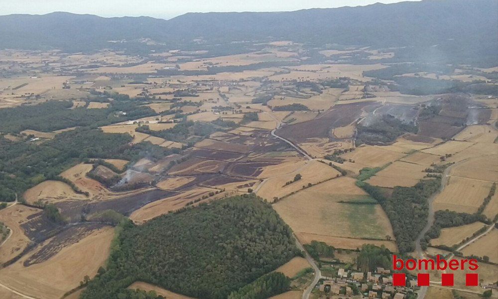 Estabilizado el incendio de vegetación del Baix Empordà