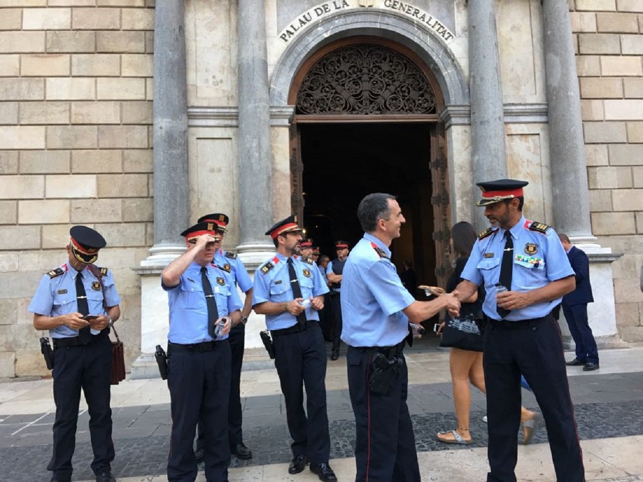 Destituido el jefe de protocolo de los Mossos d'Esquadra