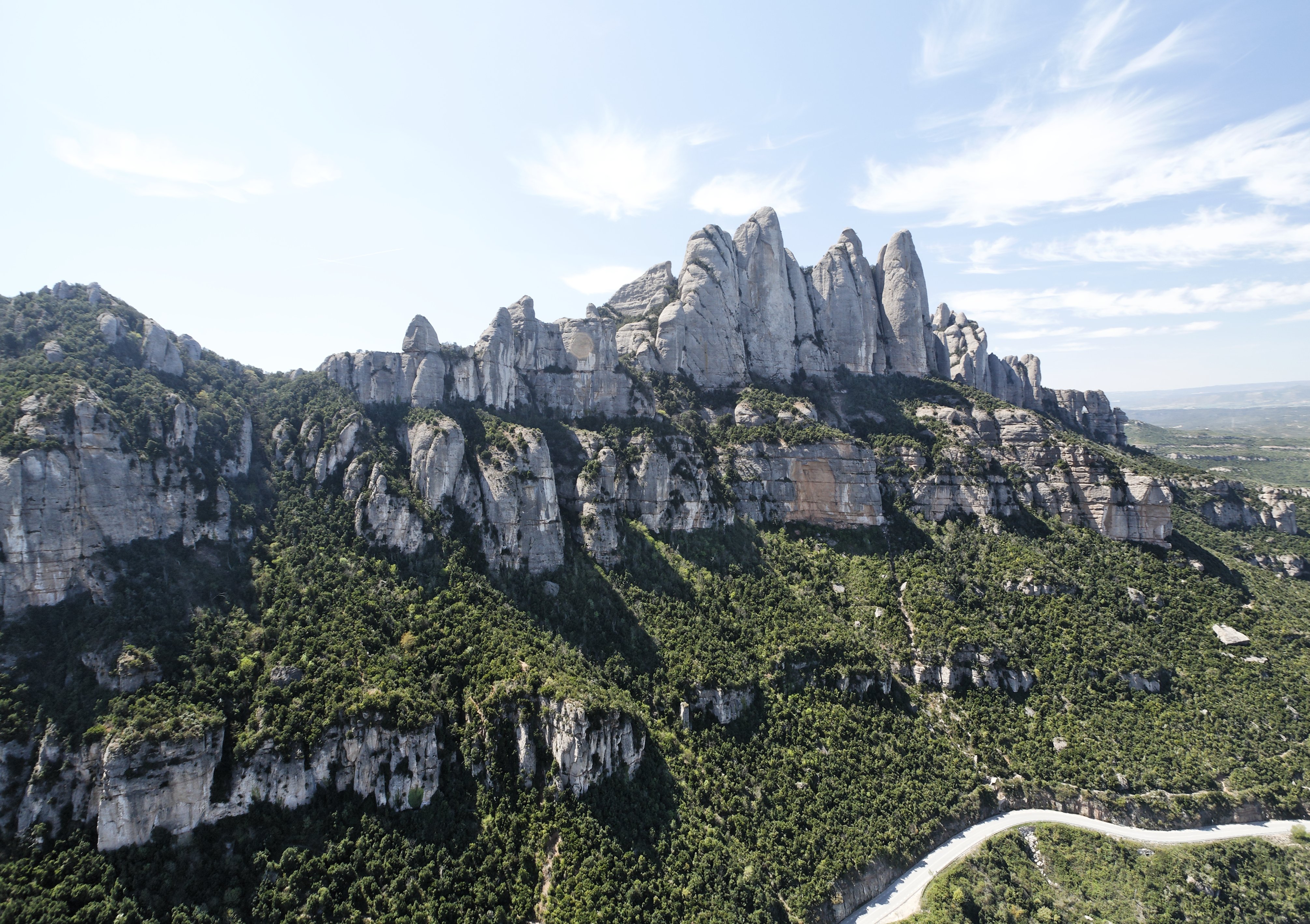 Los abades de Montserrat i Poblet piden un diálogo que escuche "la voz de la mayoría"