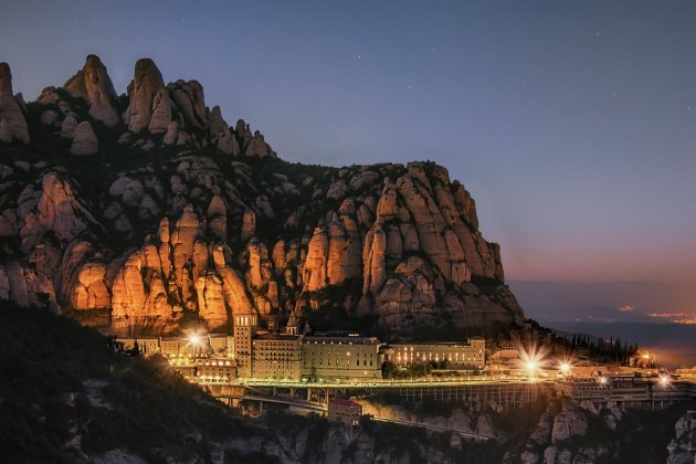 MONASTERIO DE NOCHE