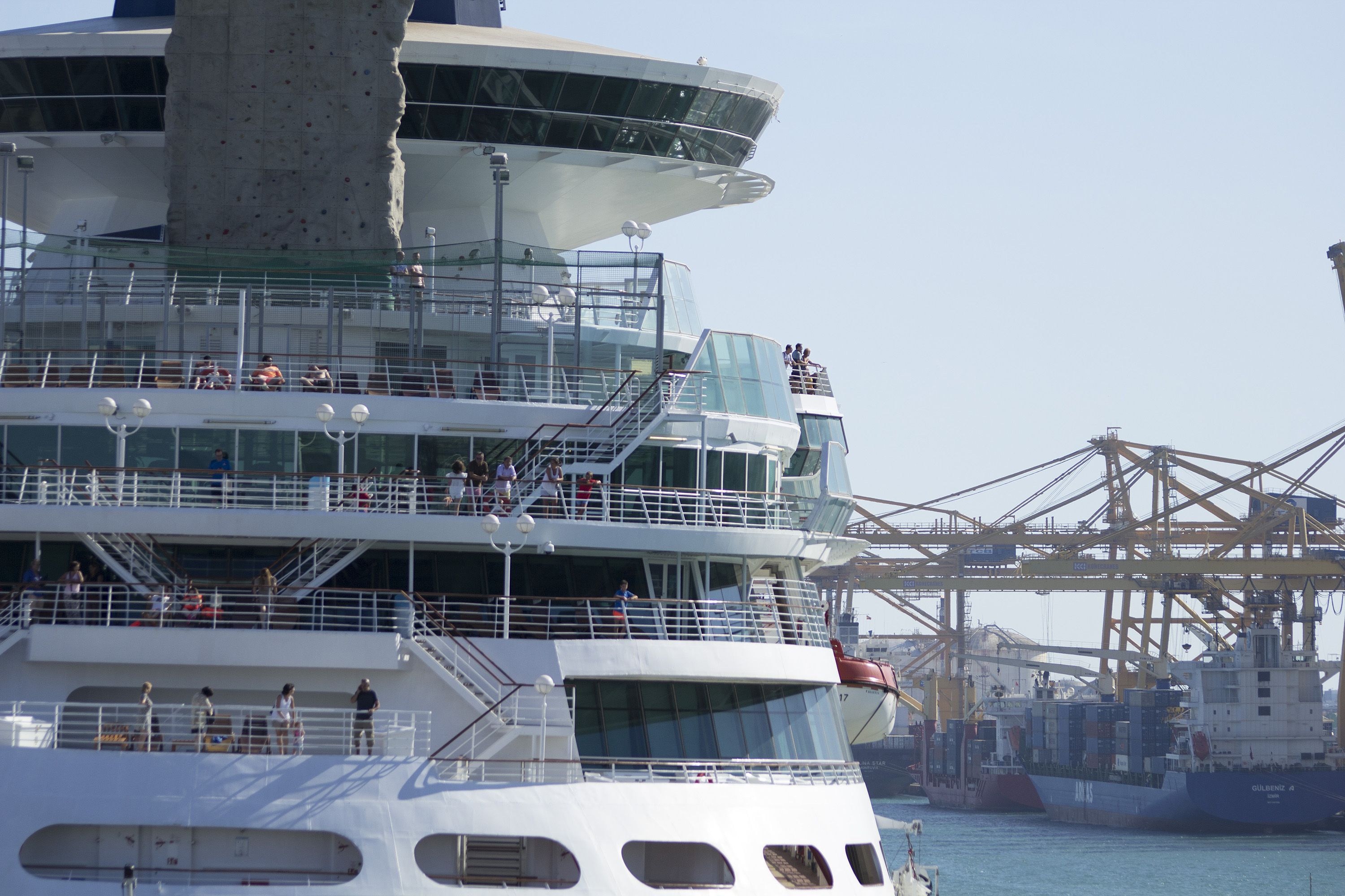 Barcelona lidera el ránking de cruceristas en el Estado