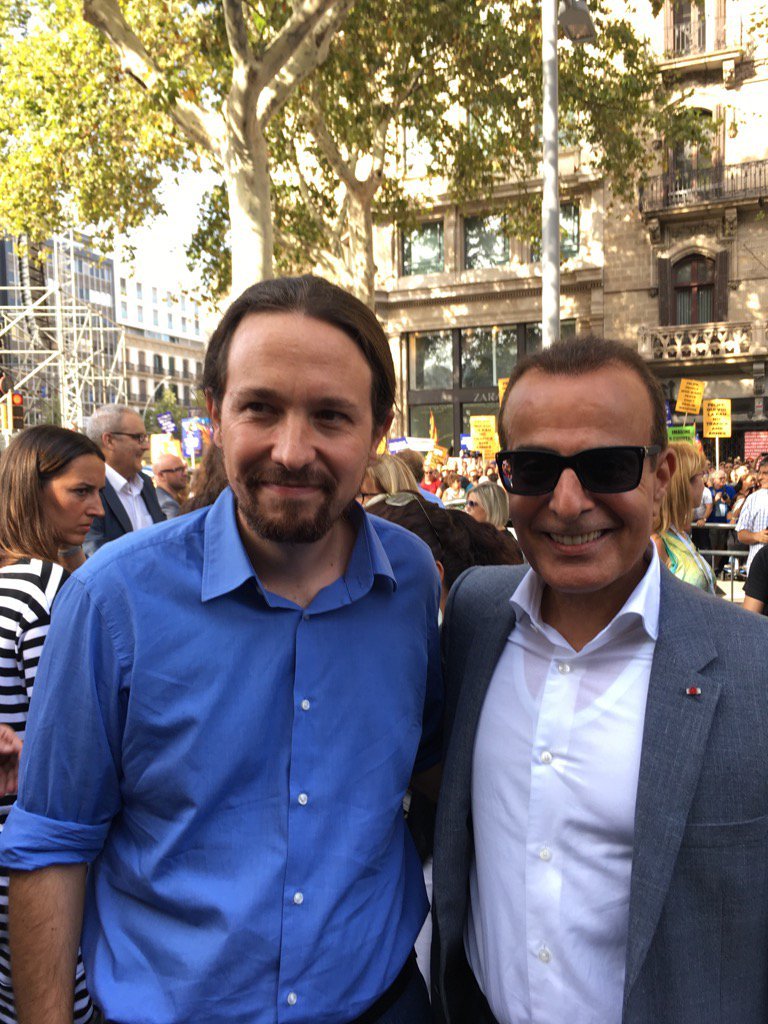 Pablo Iglesias se fotografía con... el embajador de Catar