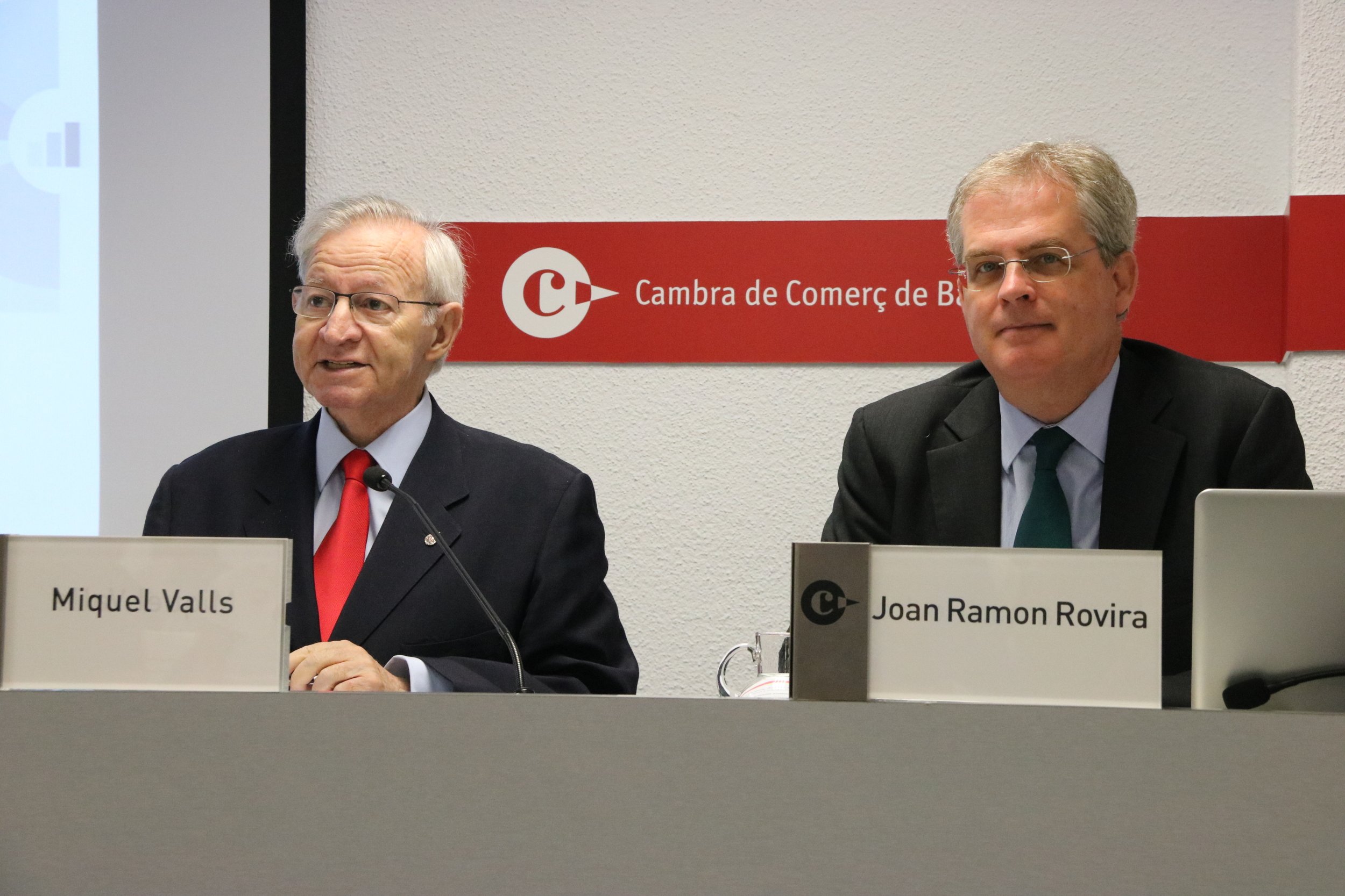 El Govern introdueix el vot electrònic a les eleccions de les cambres catalanes