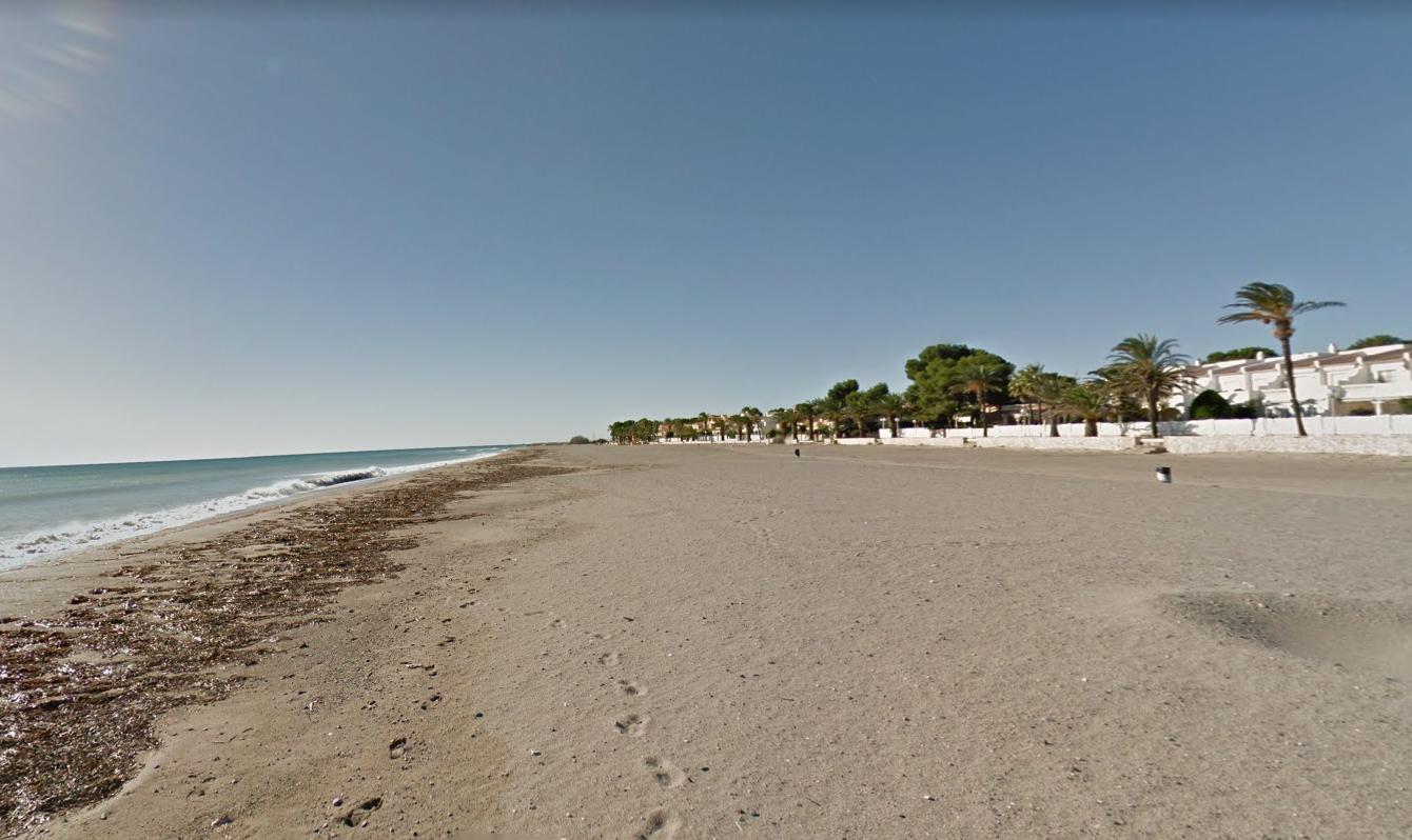 Mor un home de 77 anys ofegat a la platja de Miami Platja