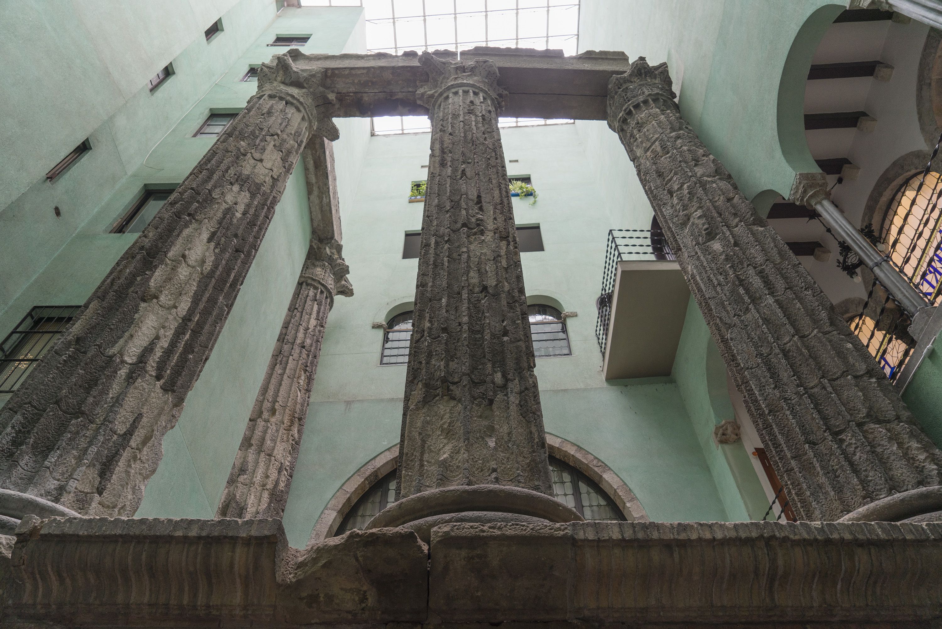 El Templo de Augusto: romanos junto a la plaza Sant Jaume