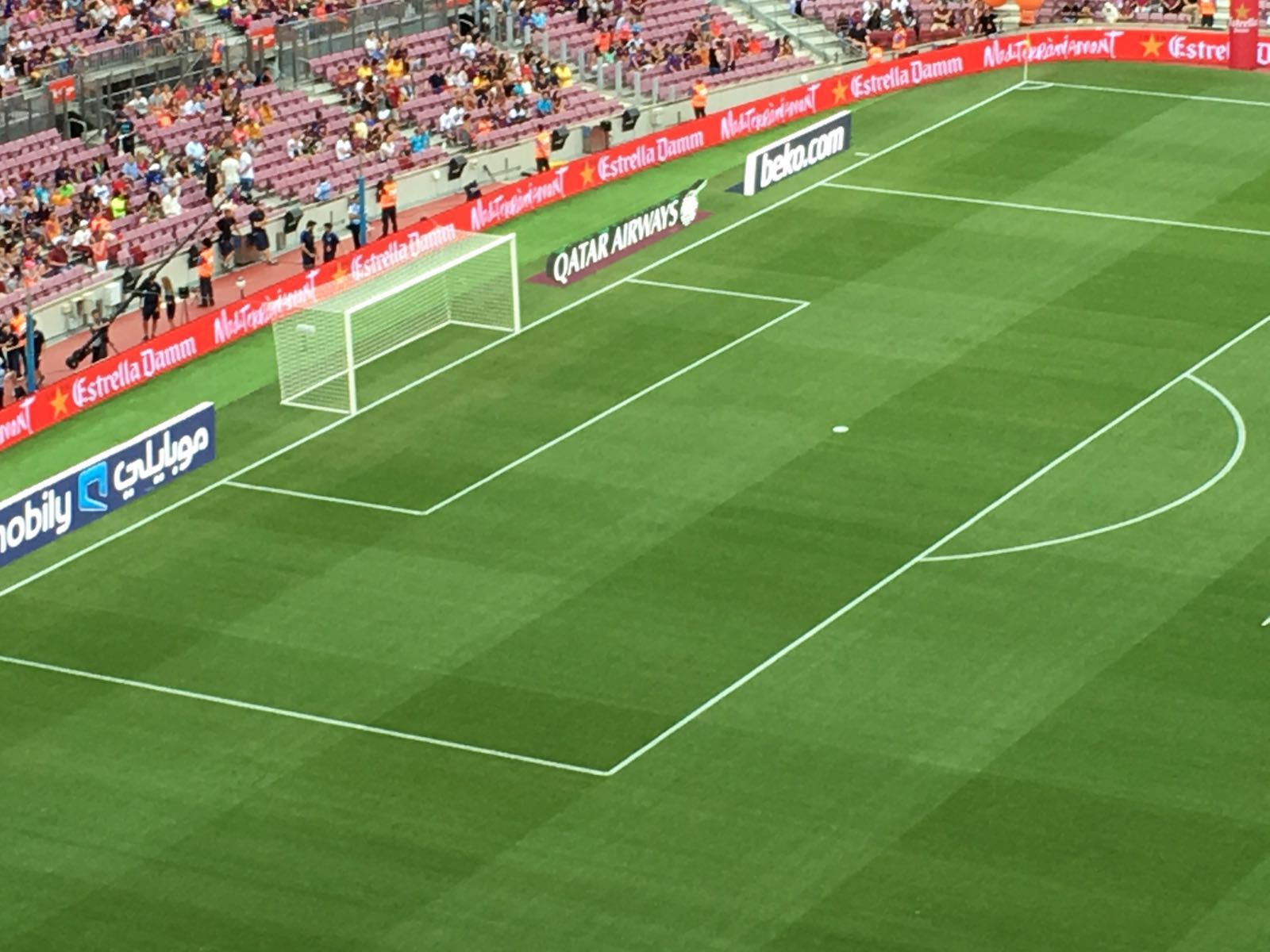 Camp Nou gespa Bernat Aguilar