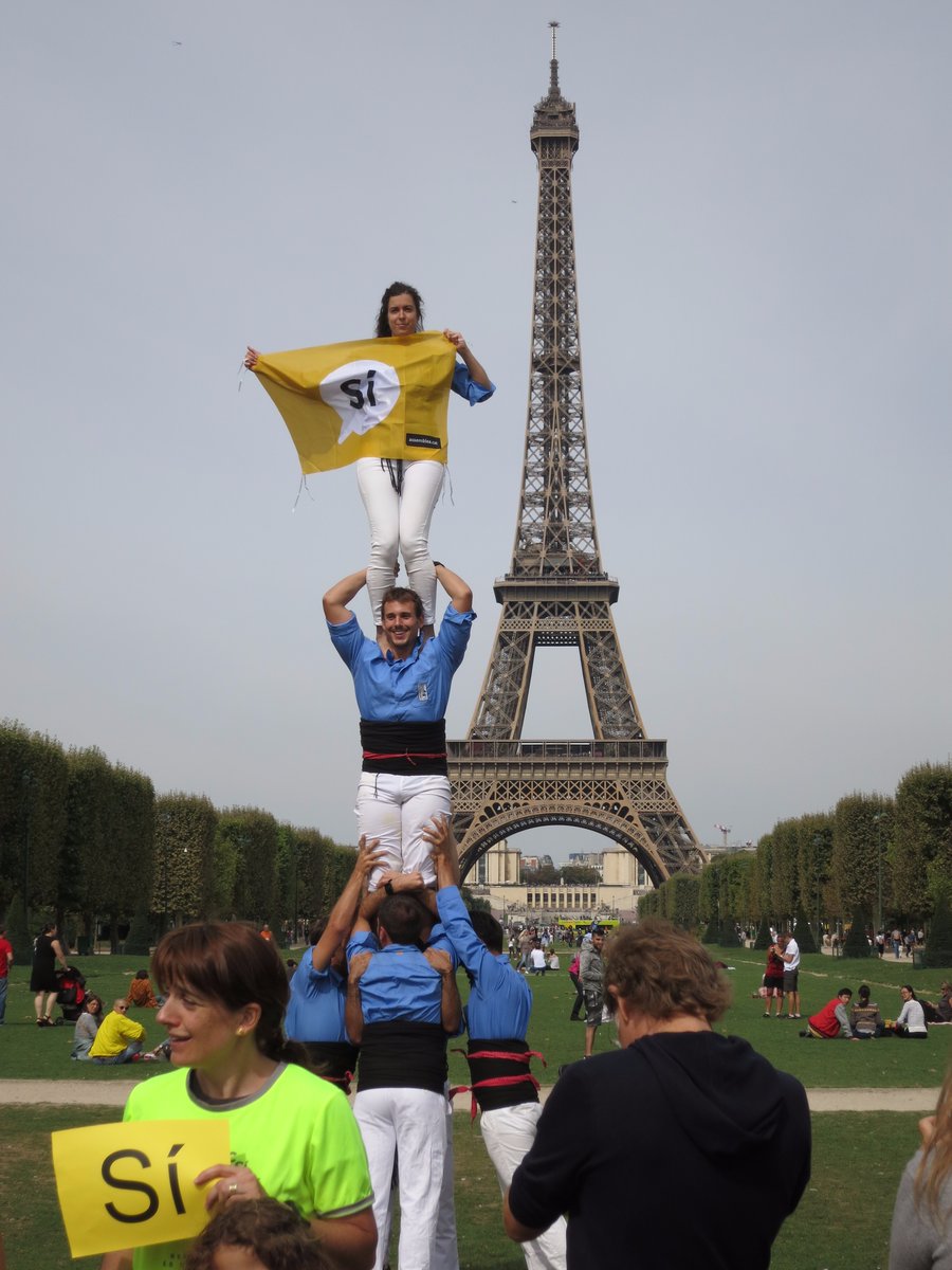 La reivindicació del 'sí' arriba a París