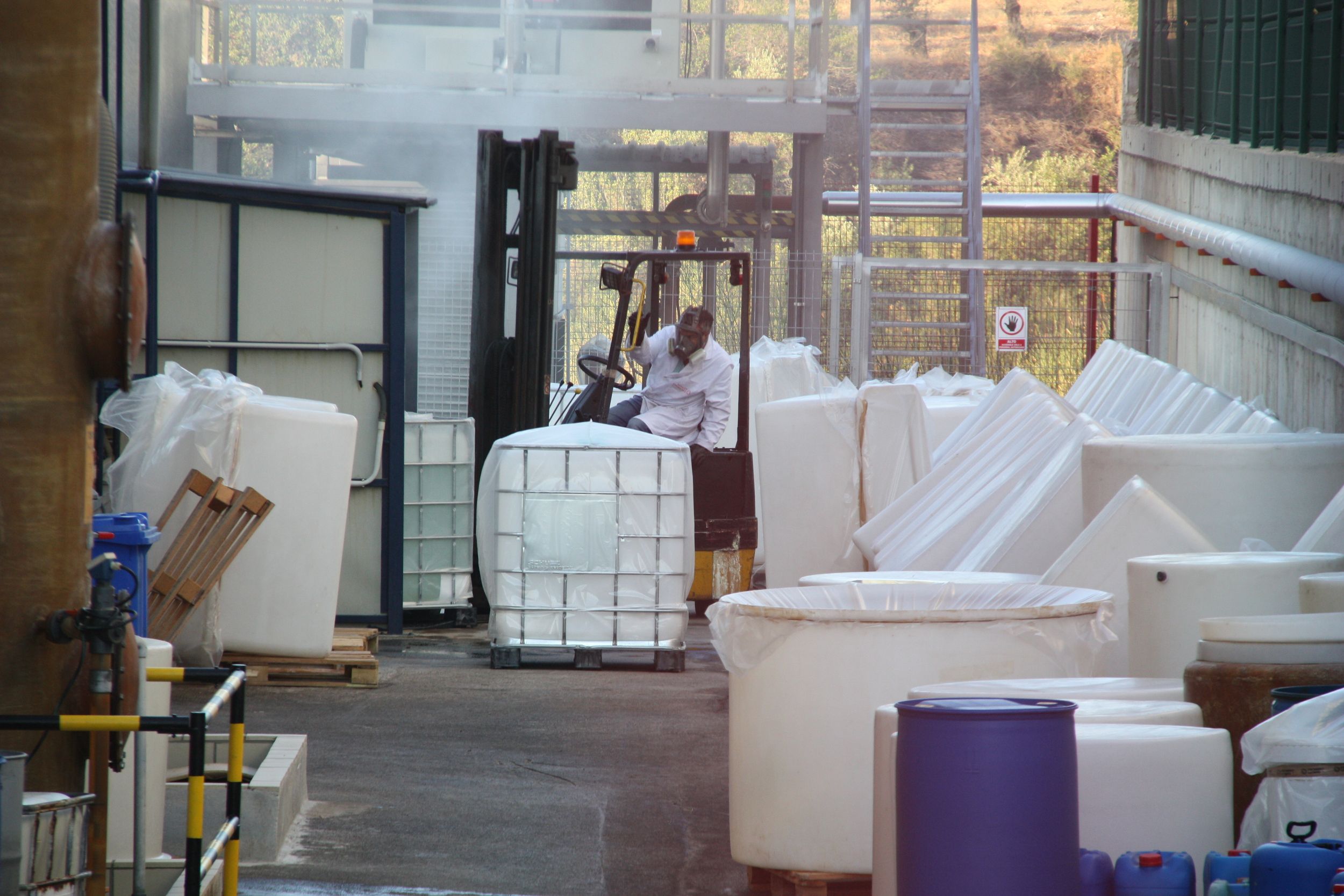 Controlado un escape de ácido clorhídrico en una industria de Esparreguera