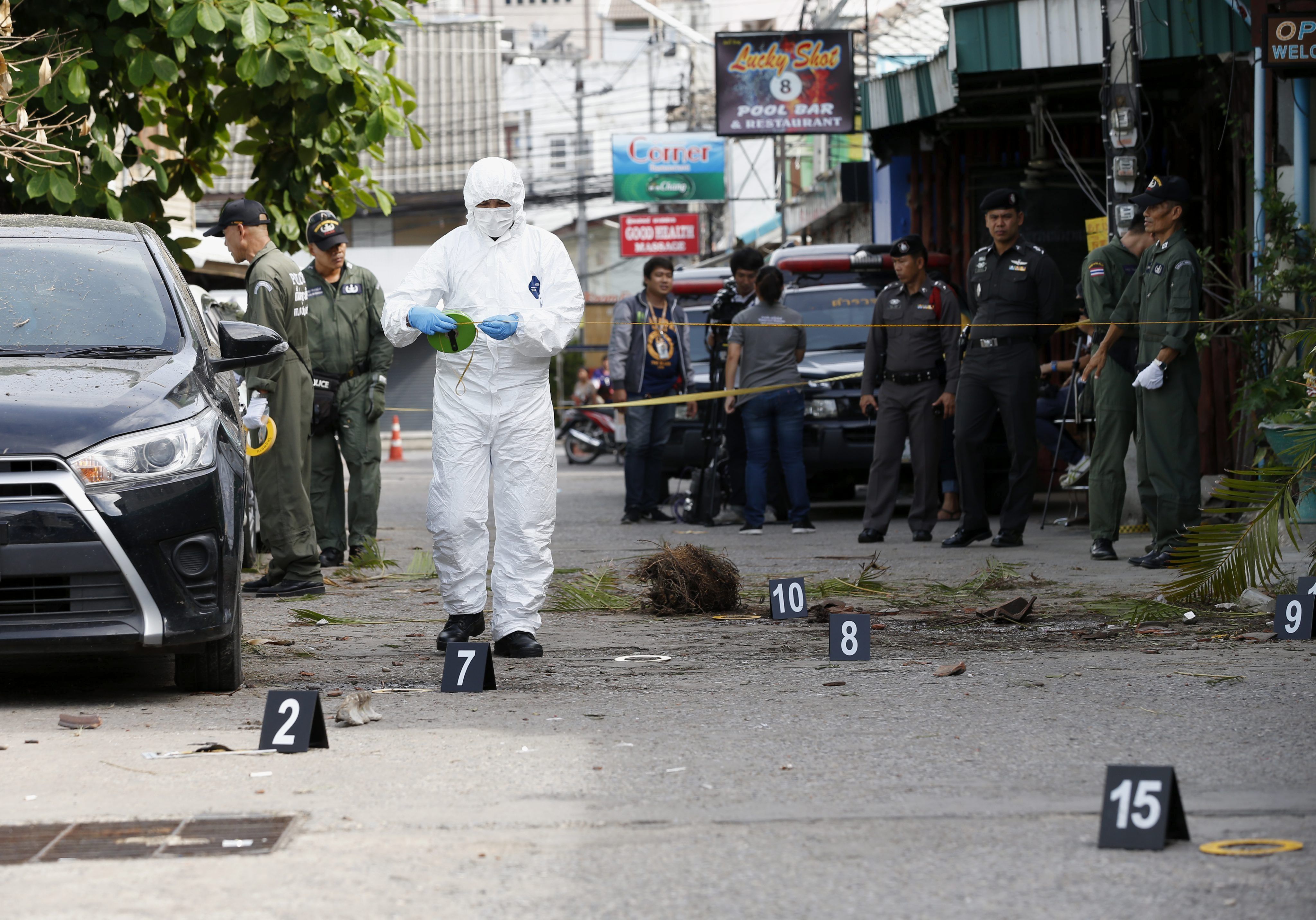 Cuatro muertos en una cadena de explosiones en las zonas turísticas de Tailandia