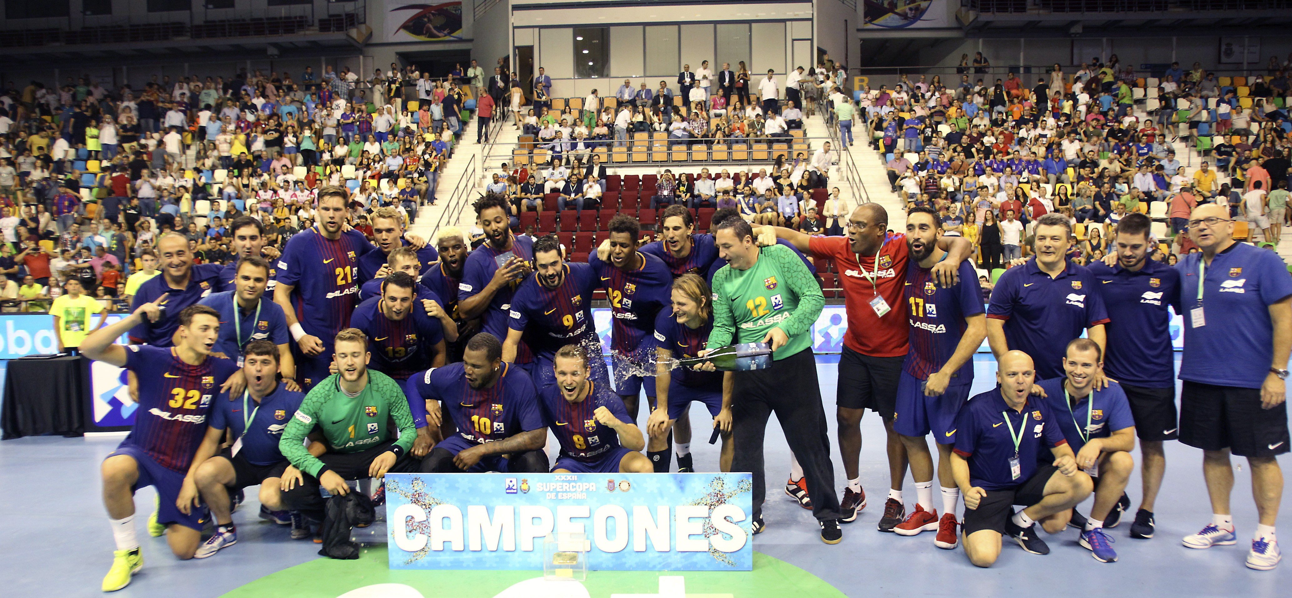El Barça levanta la vigésima Supercopa Asobal (31-25)